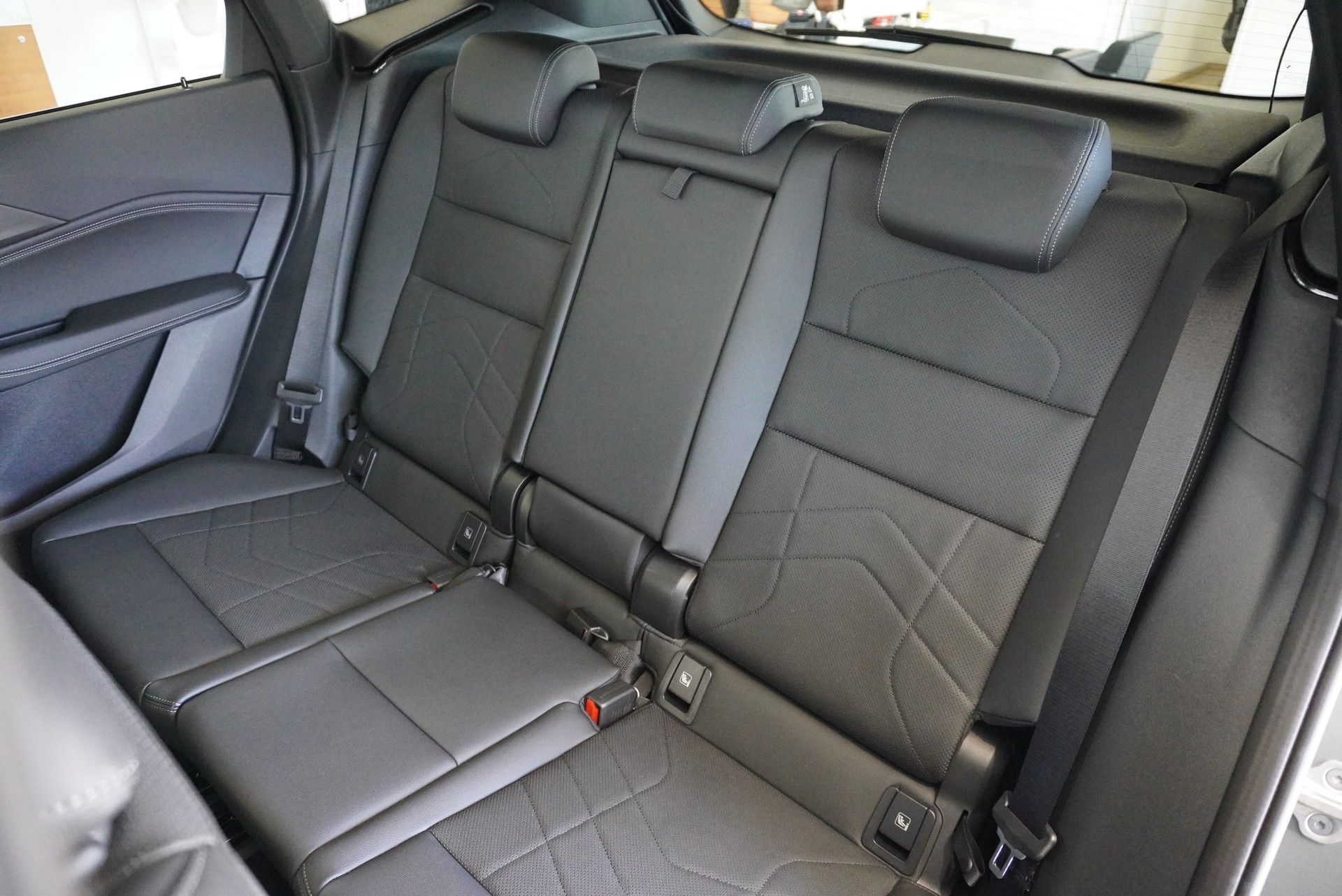 BMW 223i Active Tourer xDrive M Sport DKG-image-18