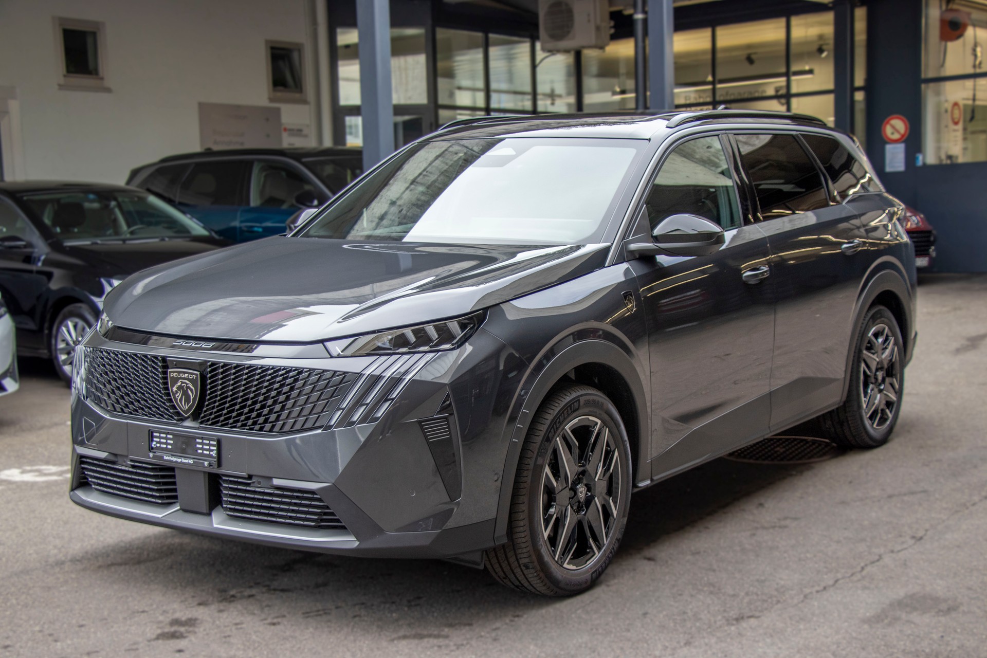 PEUGEOT 5008 145 Hybrid e-DCS6 GT Exclusive