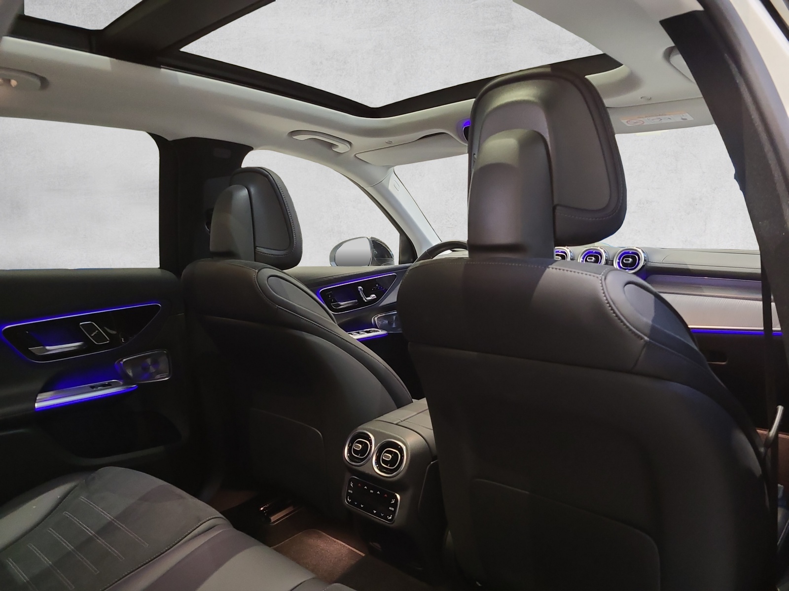 MERCEDES-BENZ GLC 220 d 4M AMG X254-image-6