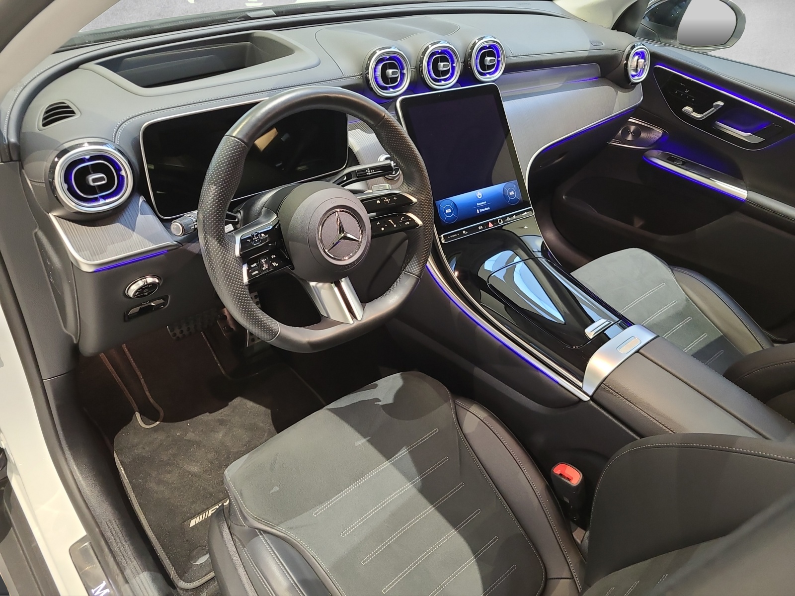 MERCEDES-BENZ GLC 220 d 4M AMG X254-image-13