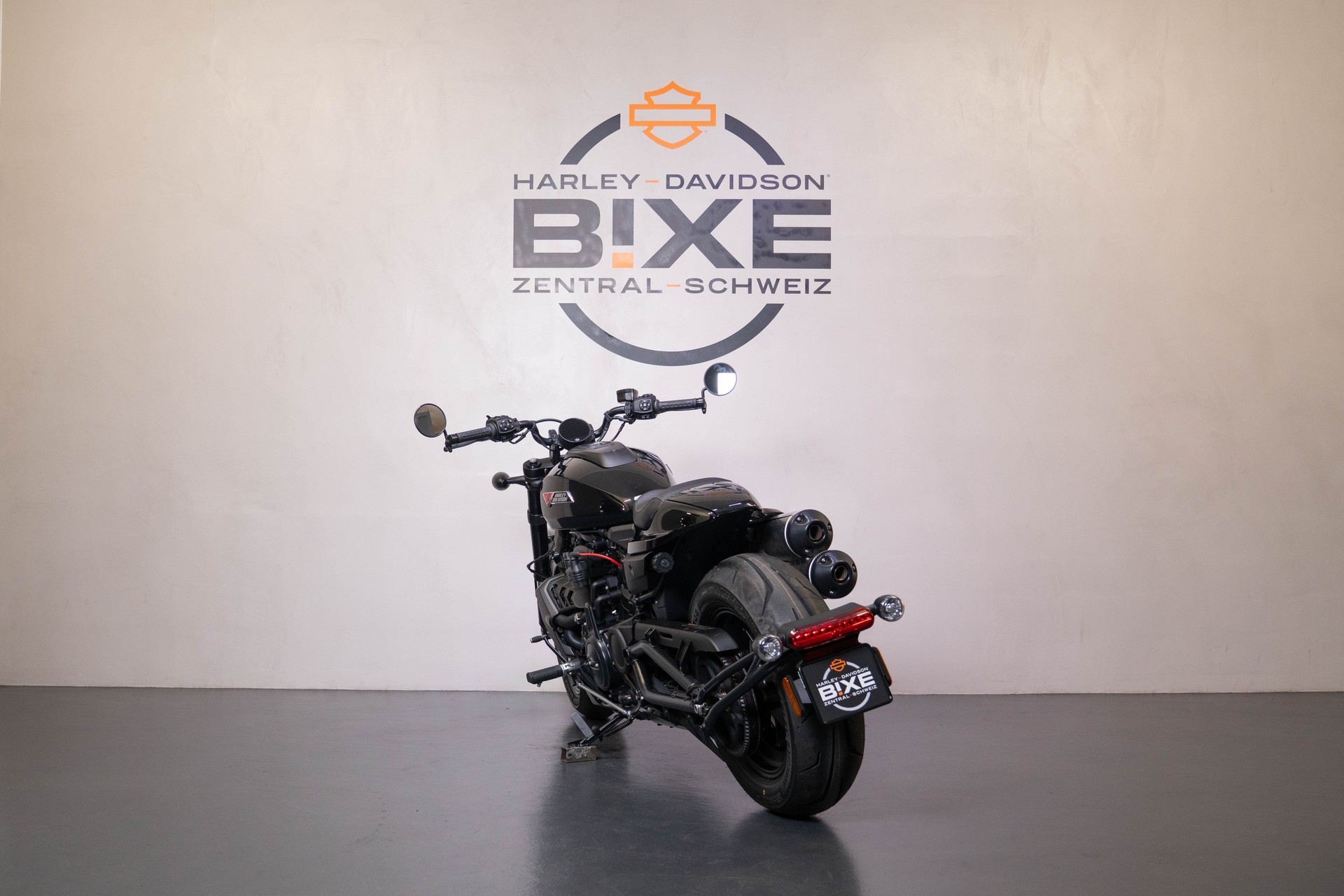 HARLEY-DAVIDSON RH 1250 Sportster S-showroom-element-3