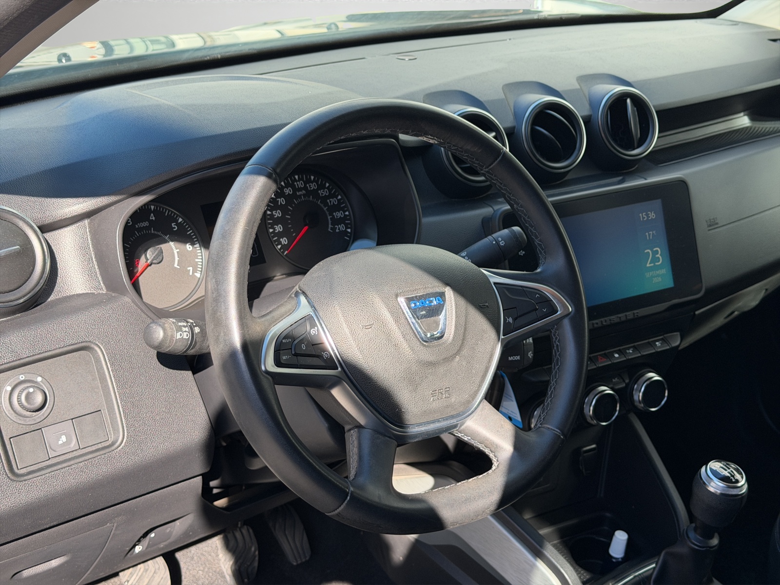 DACIA Duster TCe 150 Extreme 4x4-image-11