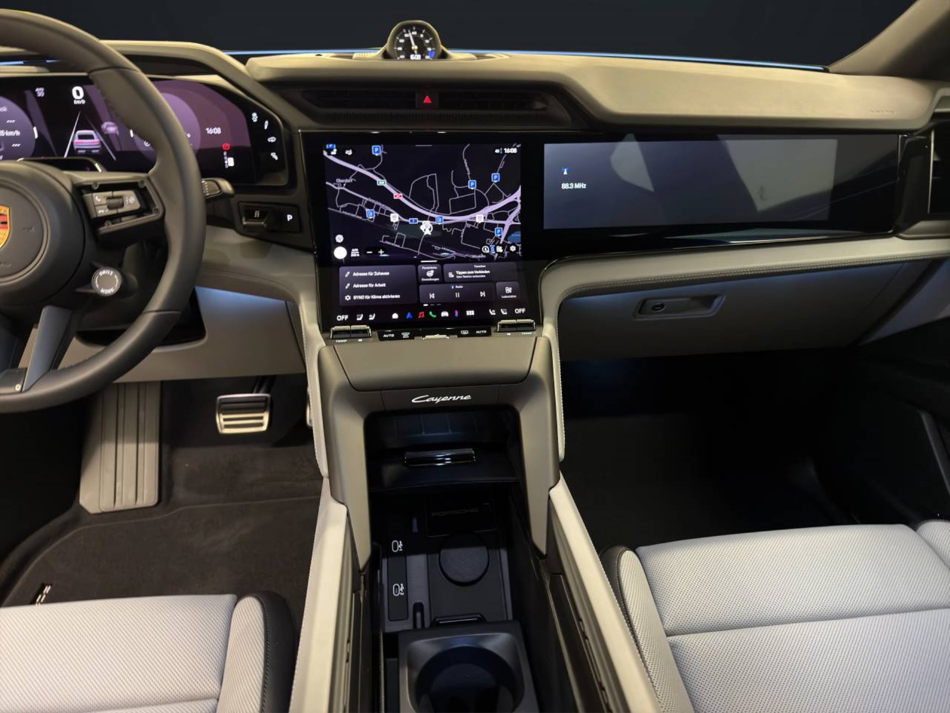 PORSCHE Cayenne Coupé Electric-image-15