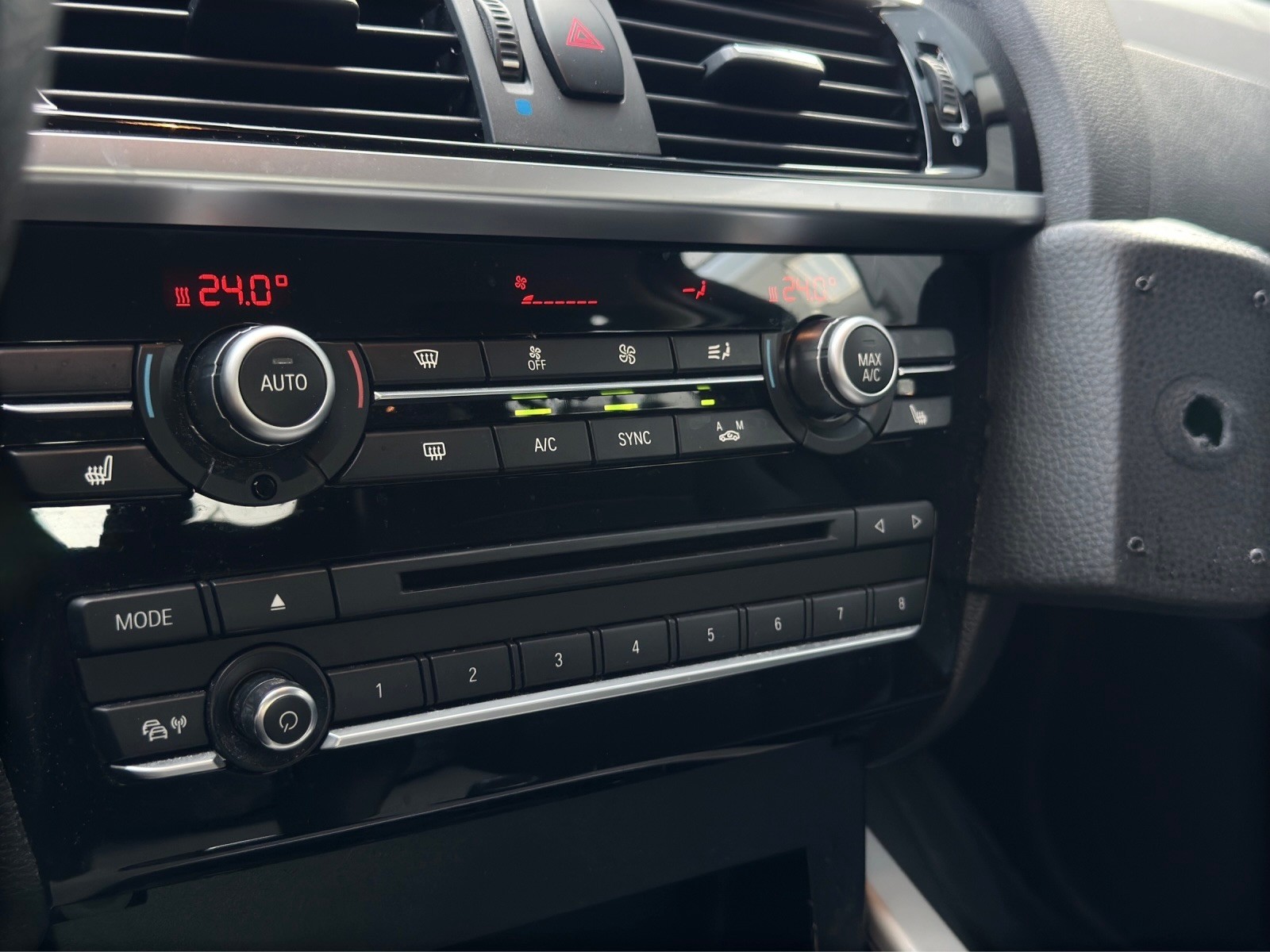 BMW X3 xDrive 20i Steptronic-image-17