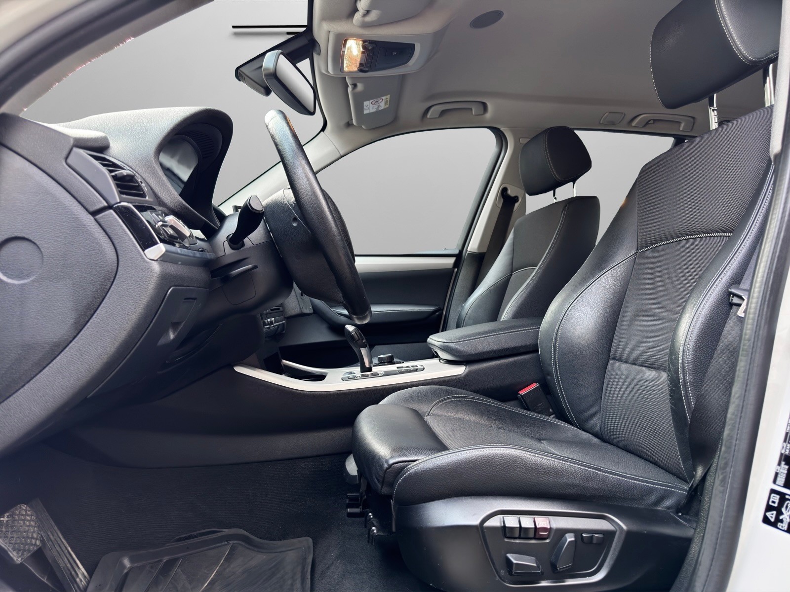 BMW X3 xDrive 20i Steptronic-image-7