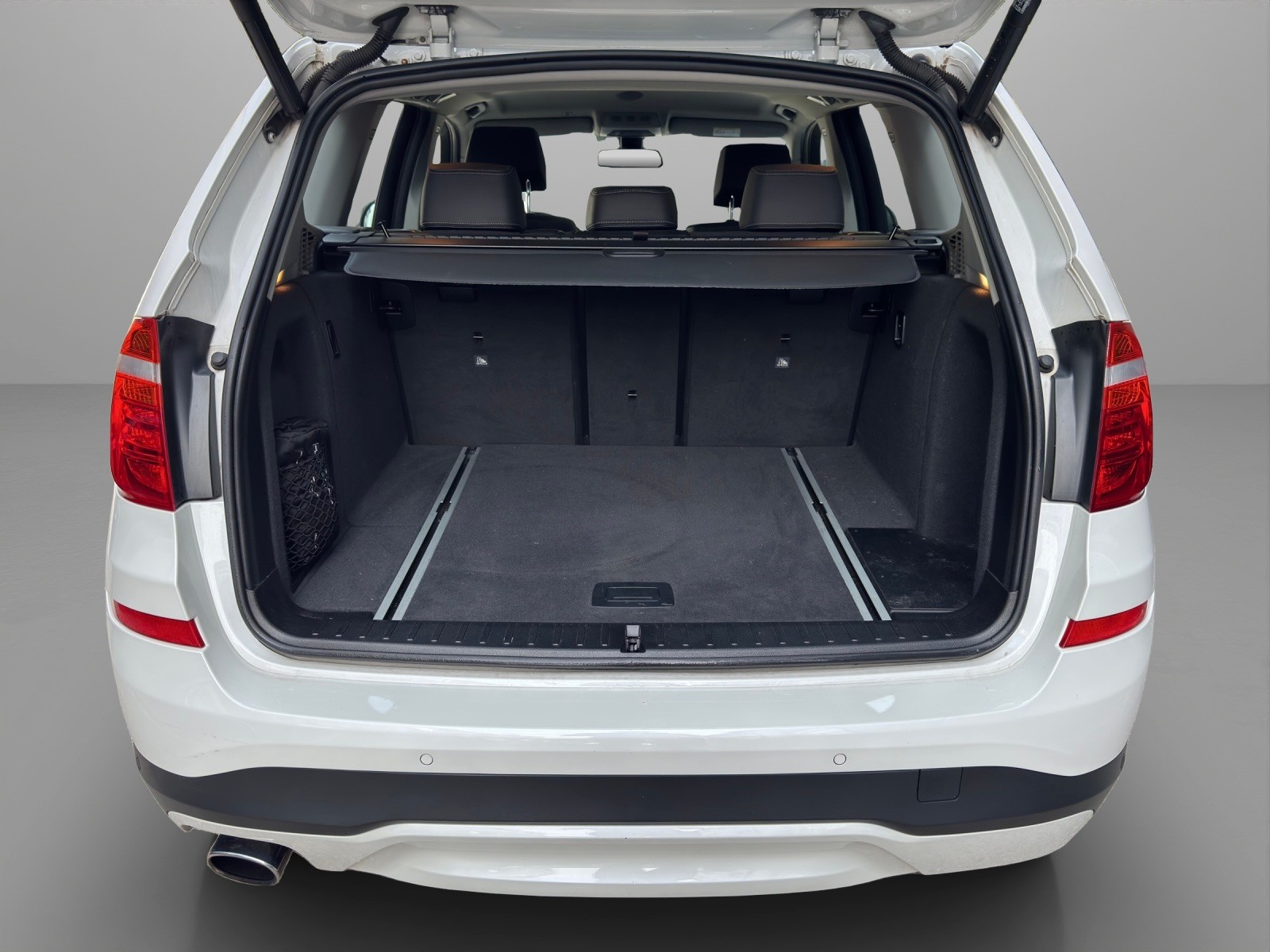 BMW X3 xDrive 20i Steptronic-image-11