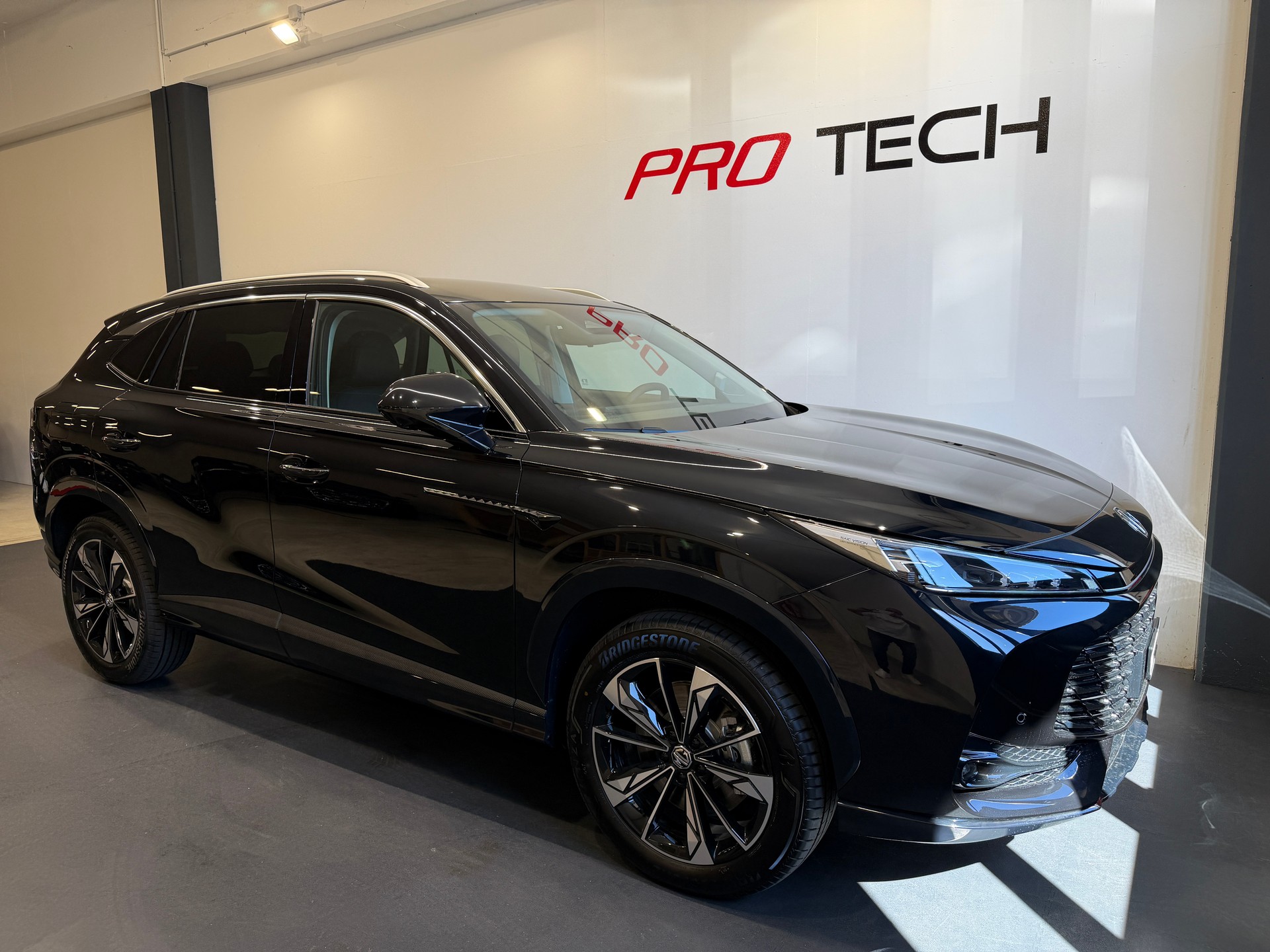 MG HS 1.5 Vollhybrid Luxury Automat
