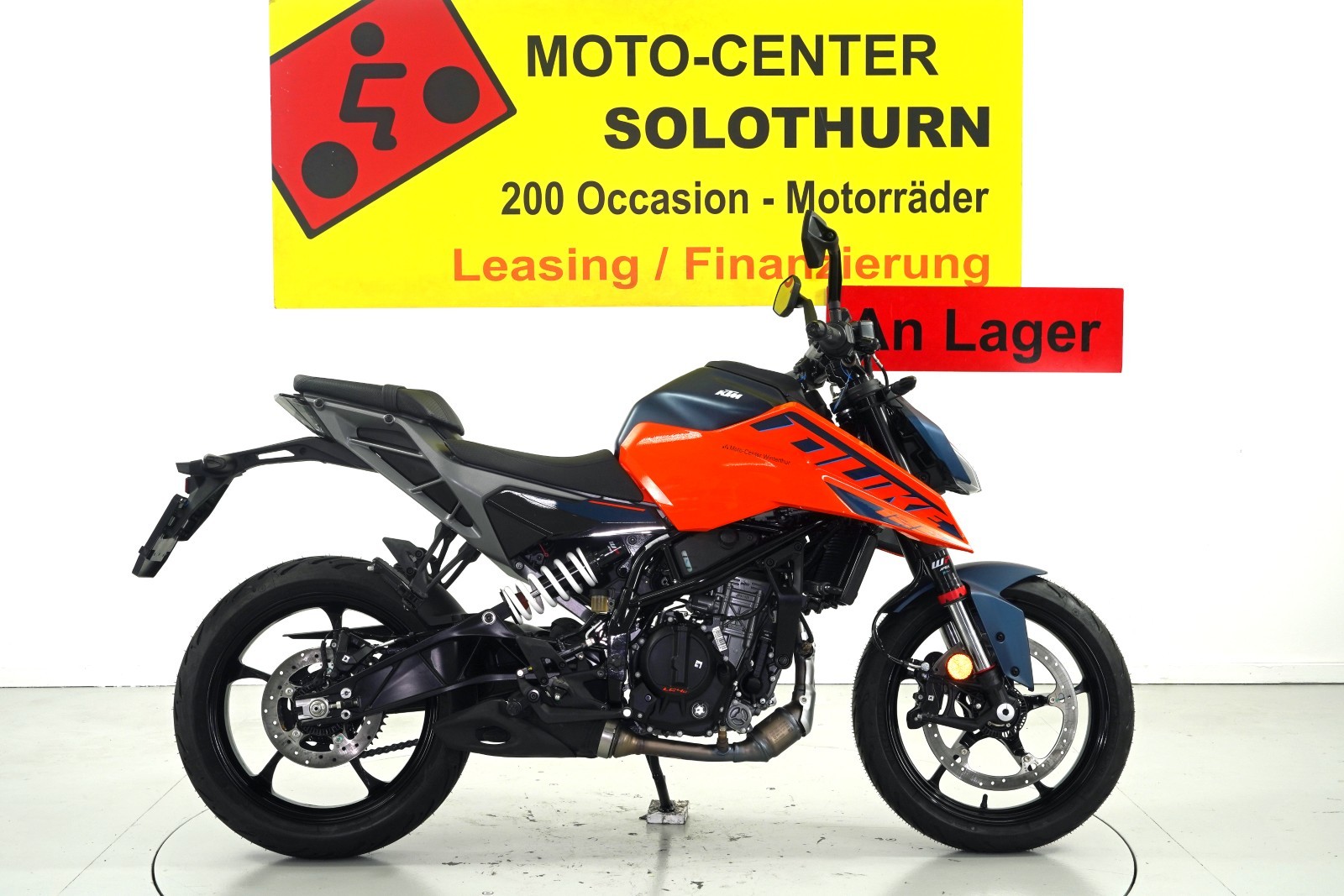 KTM 125 Duke ABS-image-0