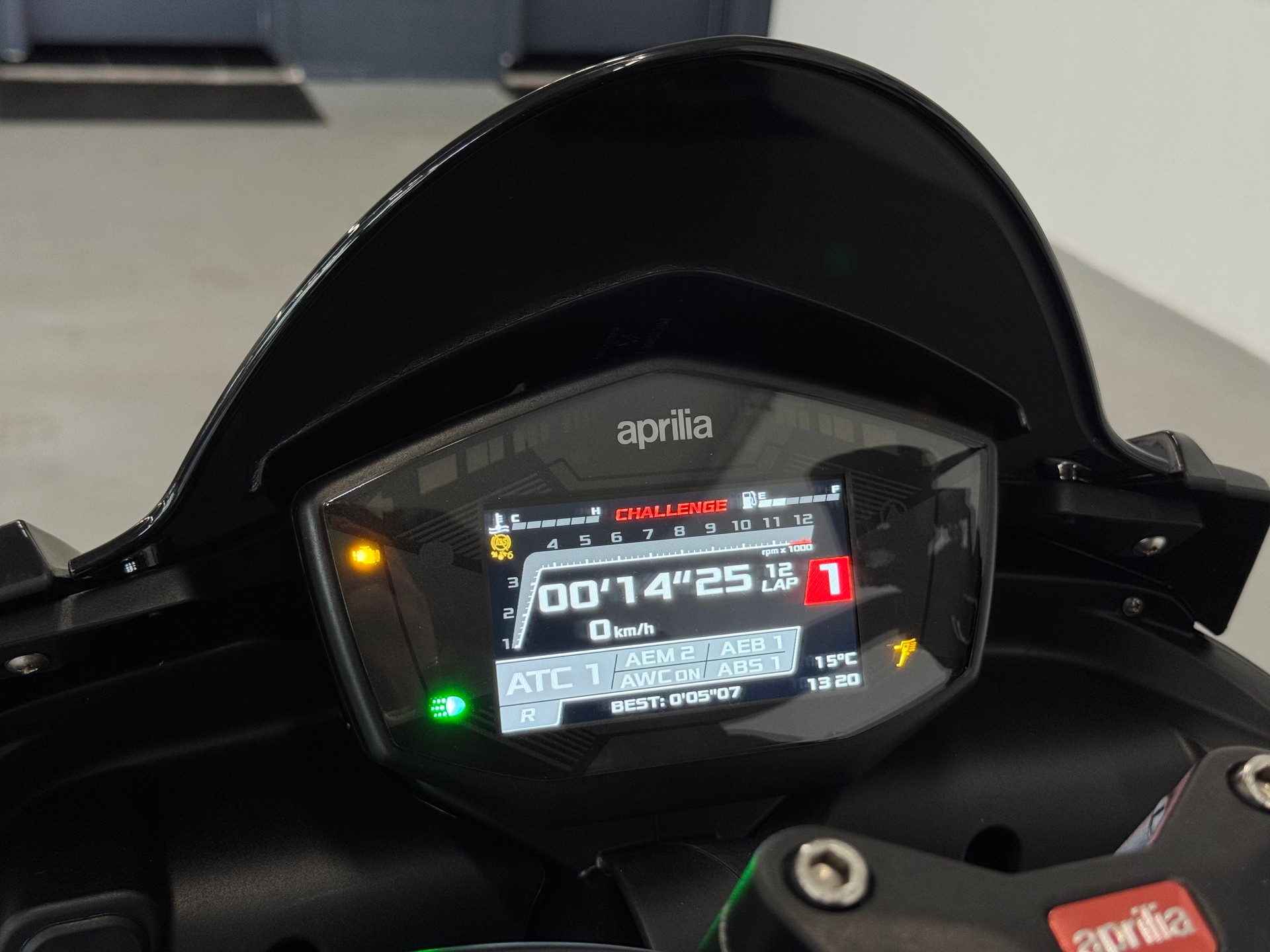 APRILIA Tuono 660 Factory-image-12