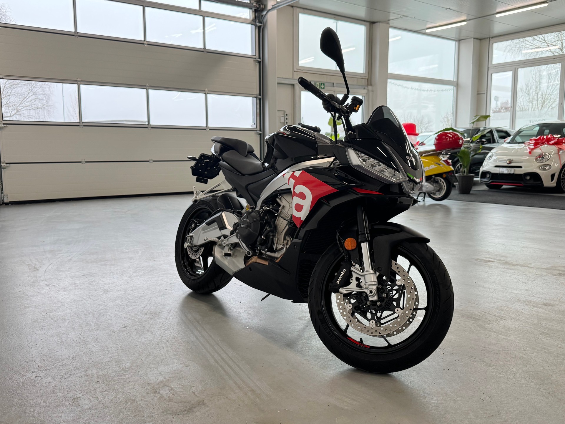 APRILIA Tuono 660 Factory-image-1