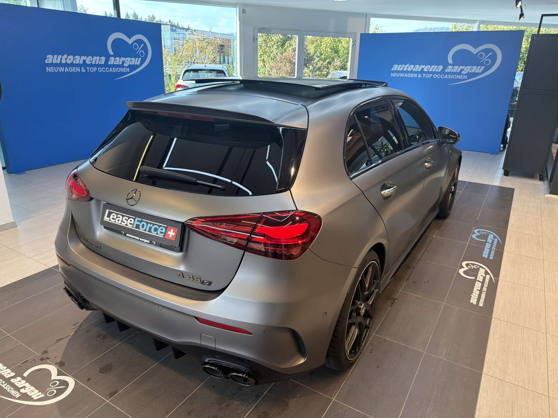 MERCEDES-BENZ A45 S AMG 4Matic+ 421PS DCT-Automat-showroom-element-2