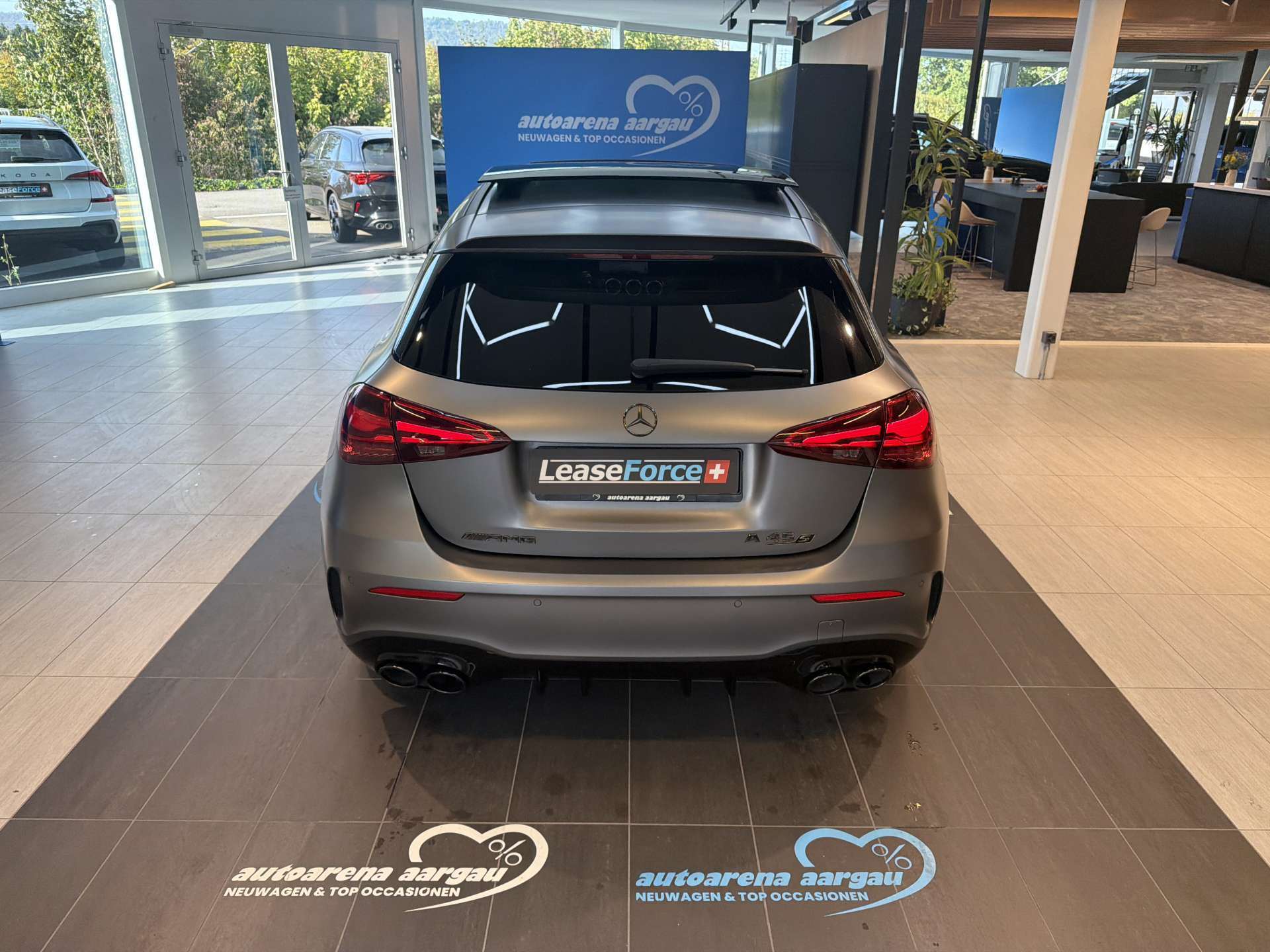 MERCEDES-BENZ A45 S AMG 4Matic+ 421PS DCT-Automat-image-12