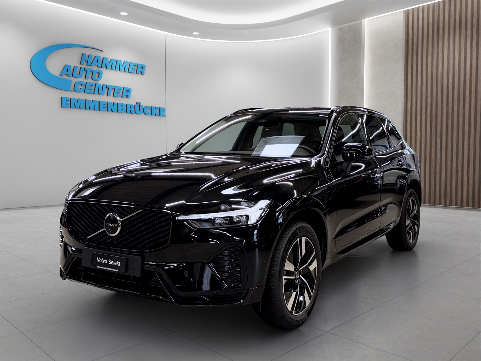 VOLVO XC60 2.0 T6 TE Plus Dark eAWD