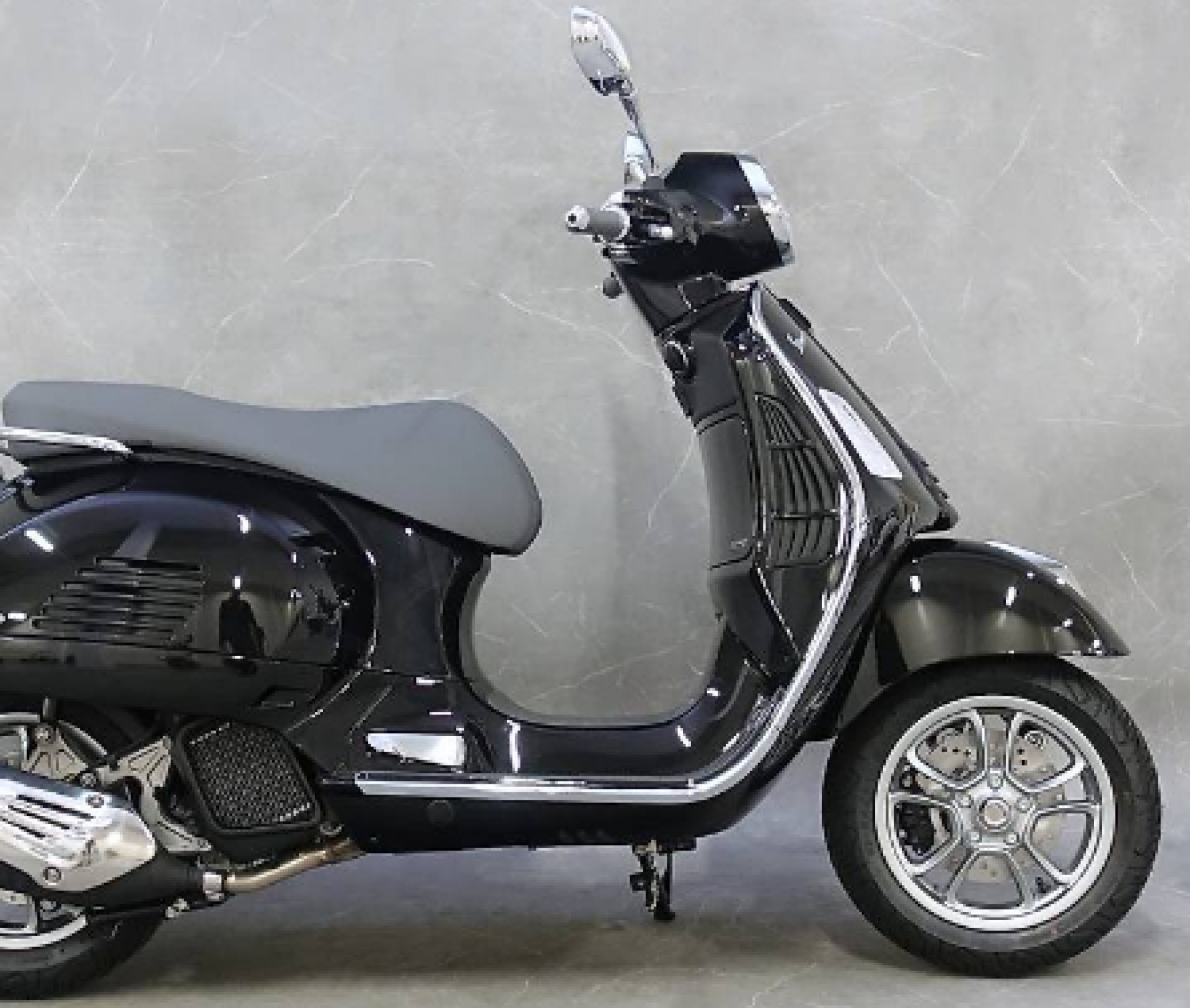 PIAGGIO Vespa GTS 125