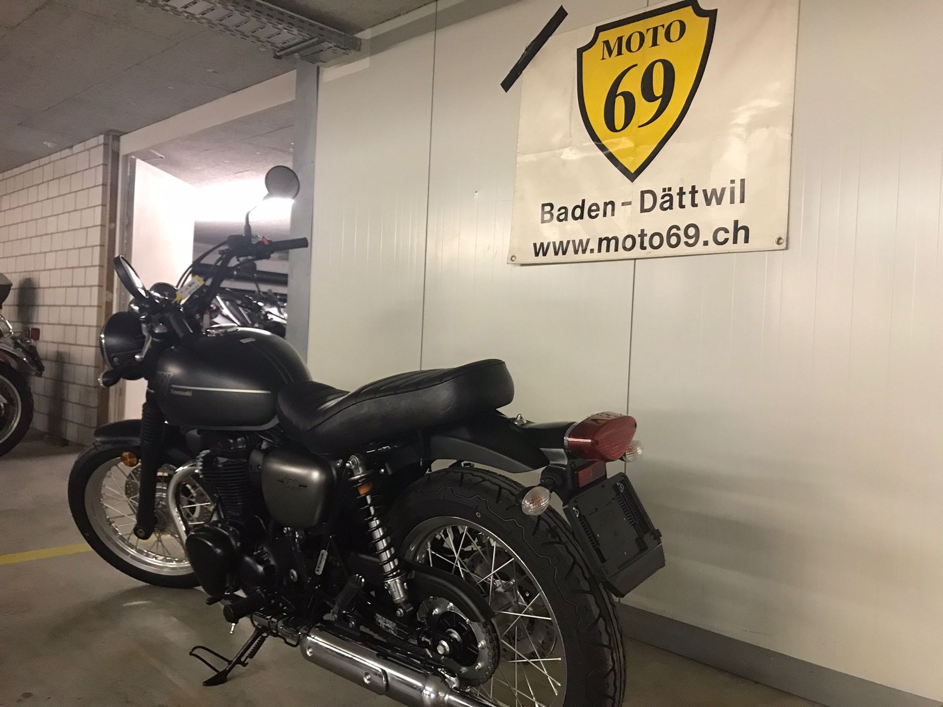 KAWASAKI W 800 Street-image-4