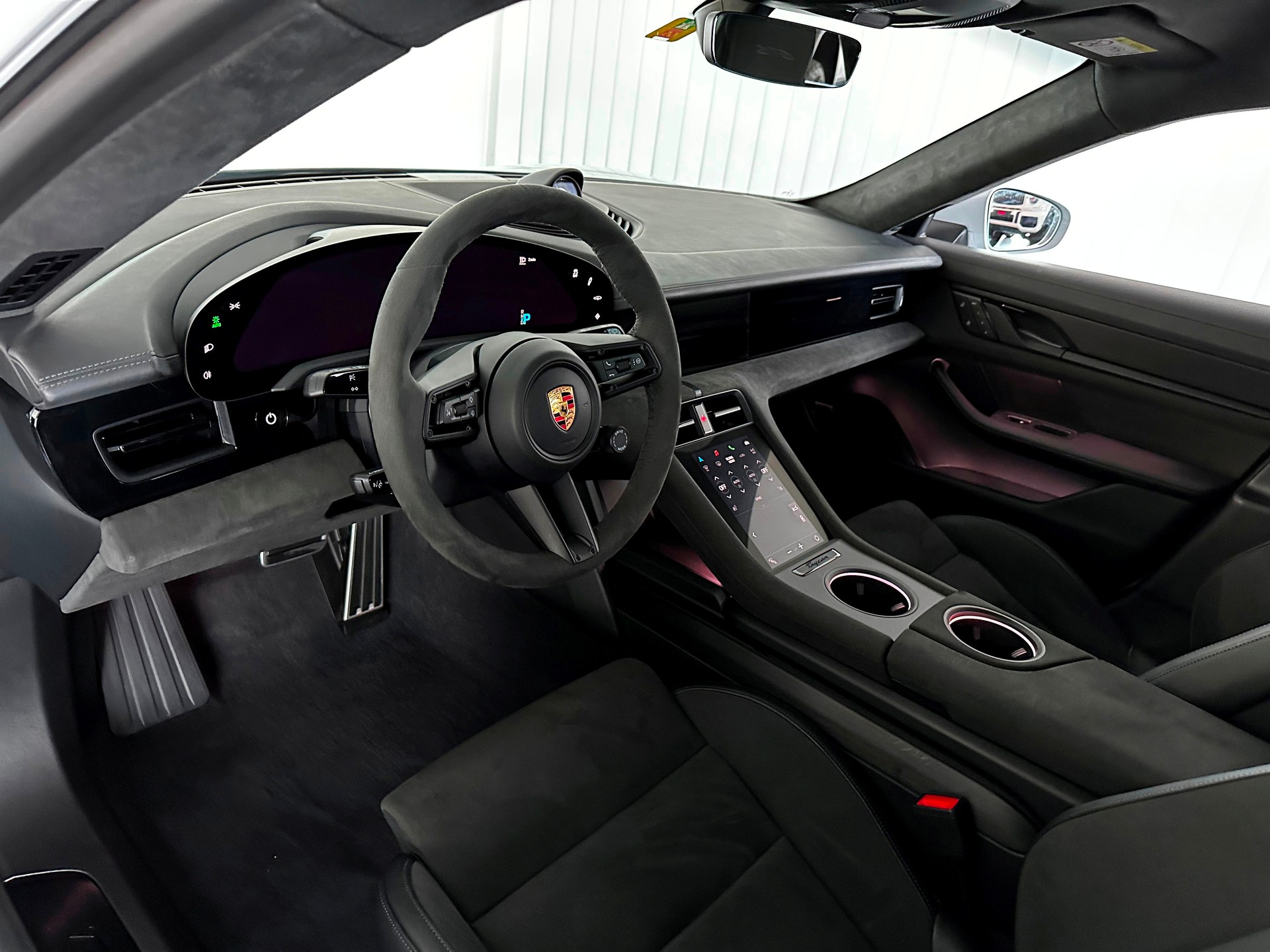 PORSCHE Taycan GTS Sport Turismo Performance Plus-image-8
