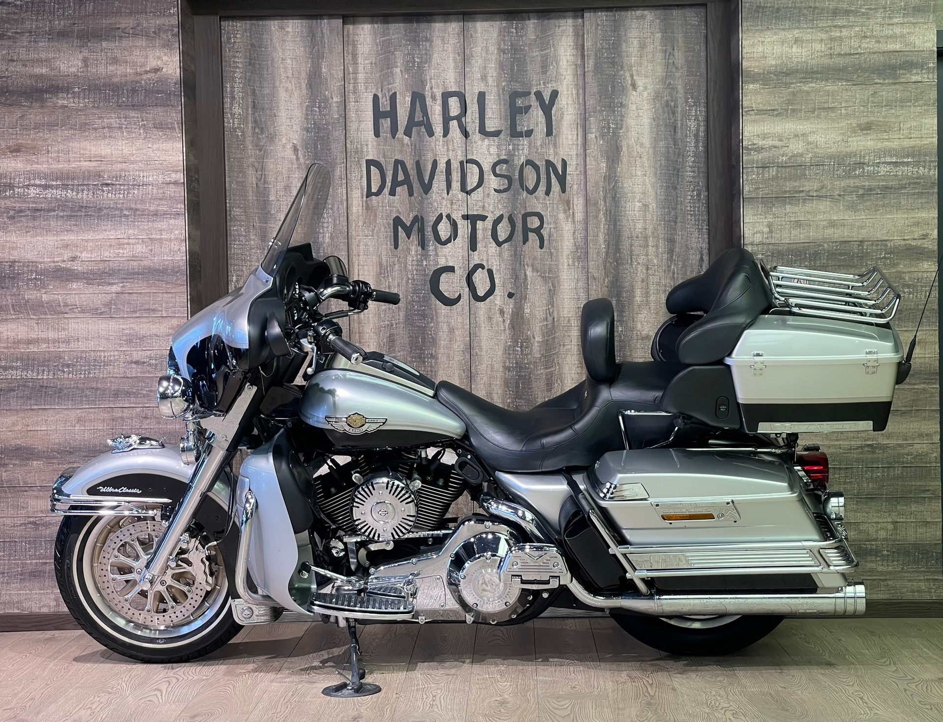 HARLEY-DAVIDSON FLHTCUI 100th Anniversary-image-3