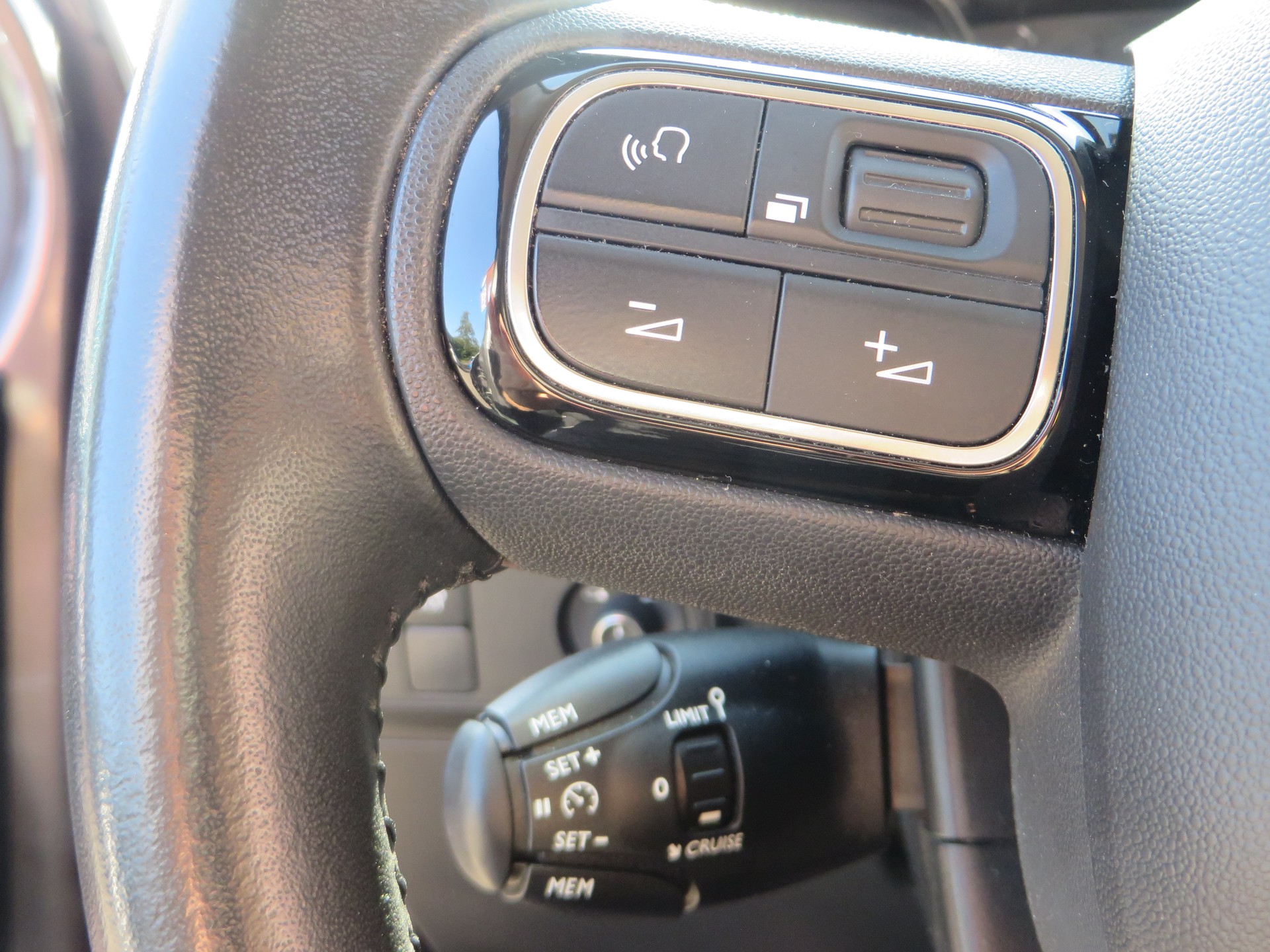CITROEN C3 1.2i PureTech Origins-image-11
