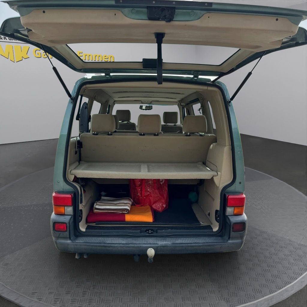 VW Caravelle-image-8