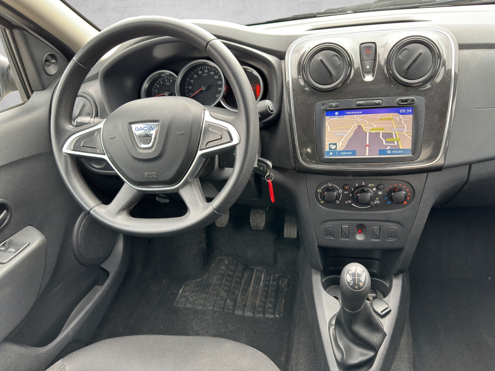DACIA Logan MCV 1.2 Lauréate-image-10