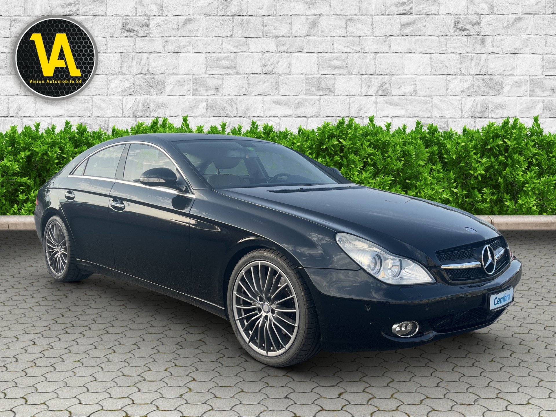 MERCEDES-BENZ CLS 500 7G-Tronic-showroom-element-3
