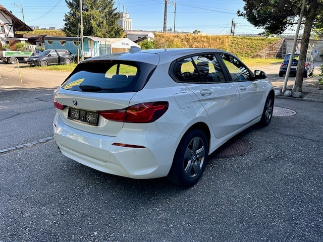 BMW 116d-image-4