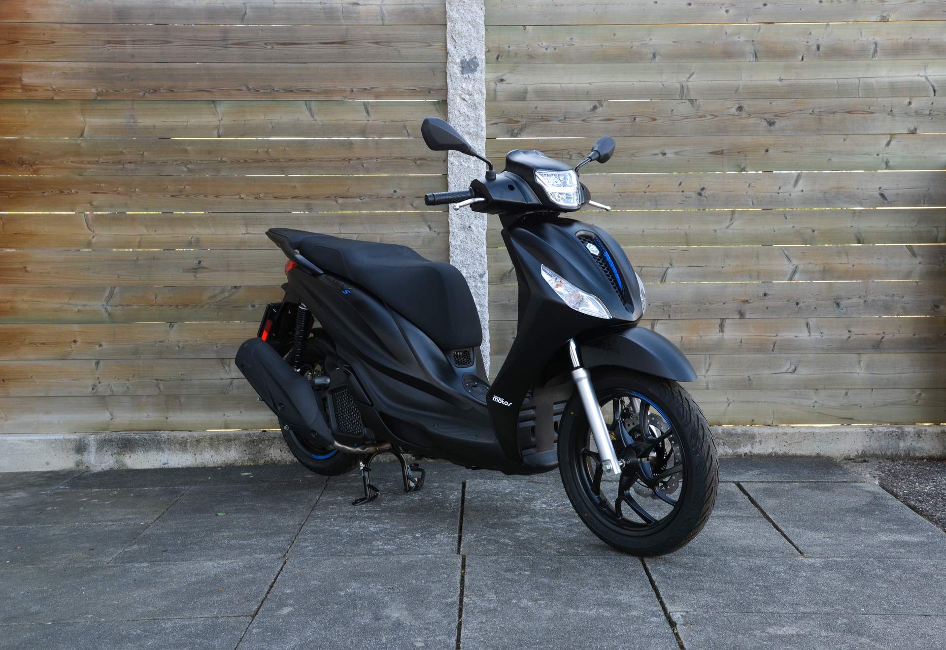PIAGGIO Medley 125 Sport E5+-image-2