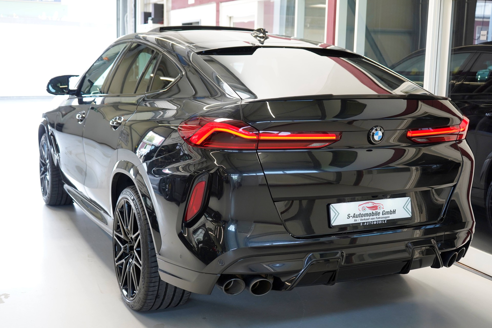 BMW X6M Steptronic M Competition-image-5