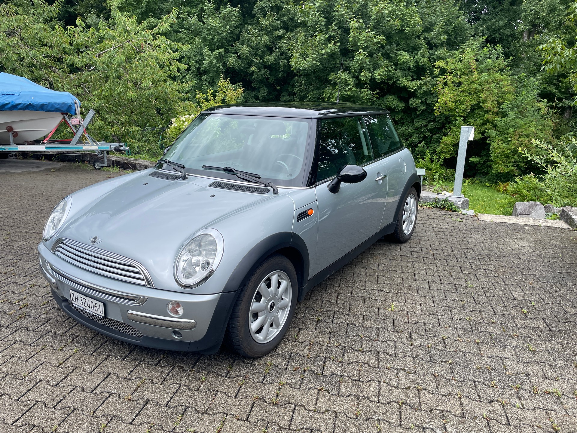 MINI Cooper-image-1