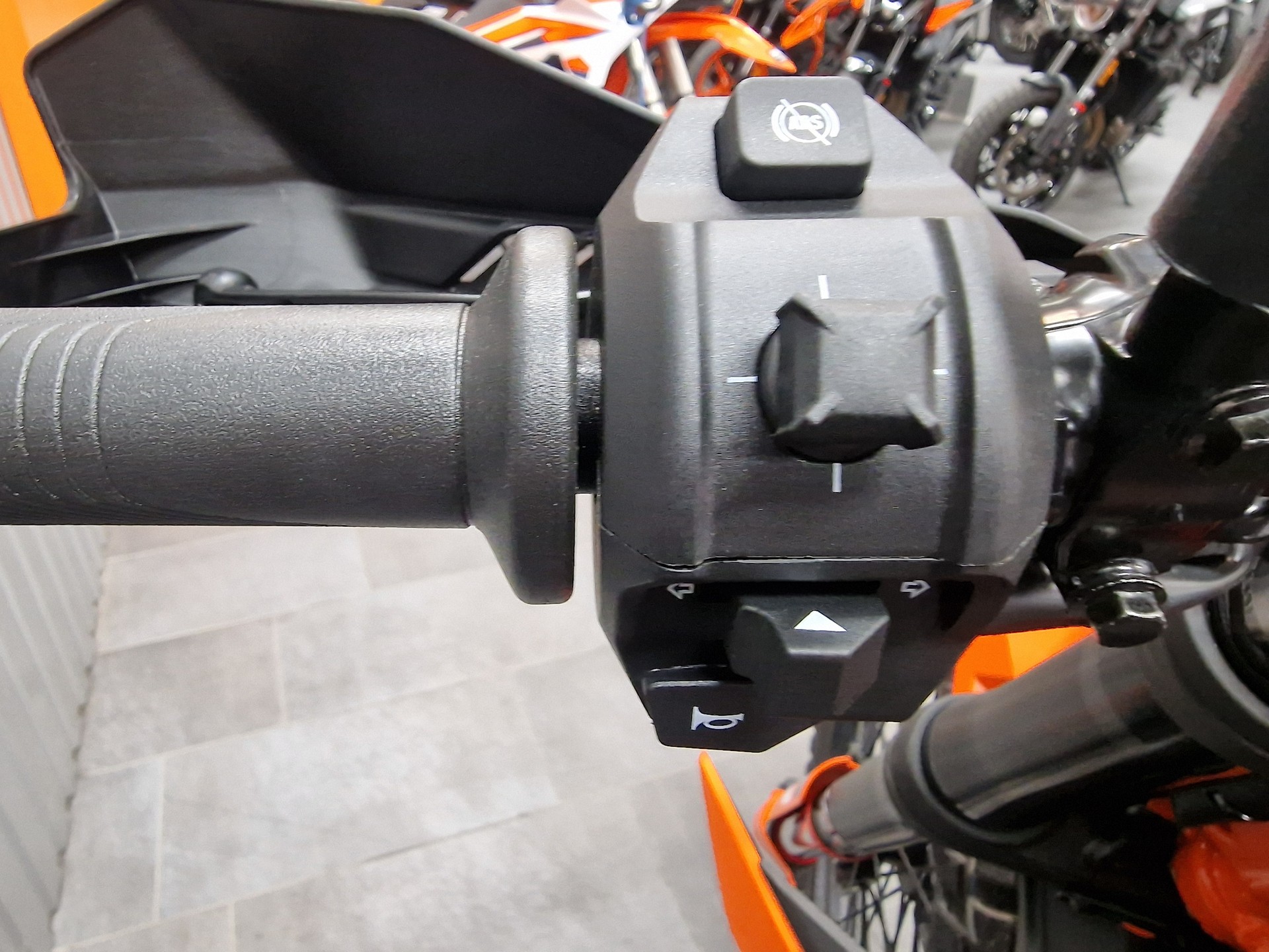 KTM 390 Enduro R-image-7
