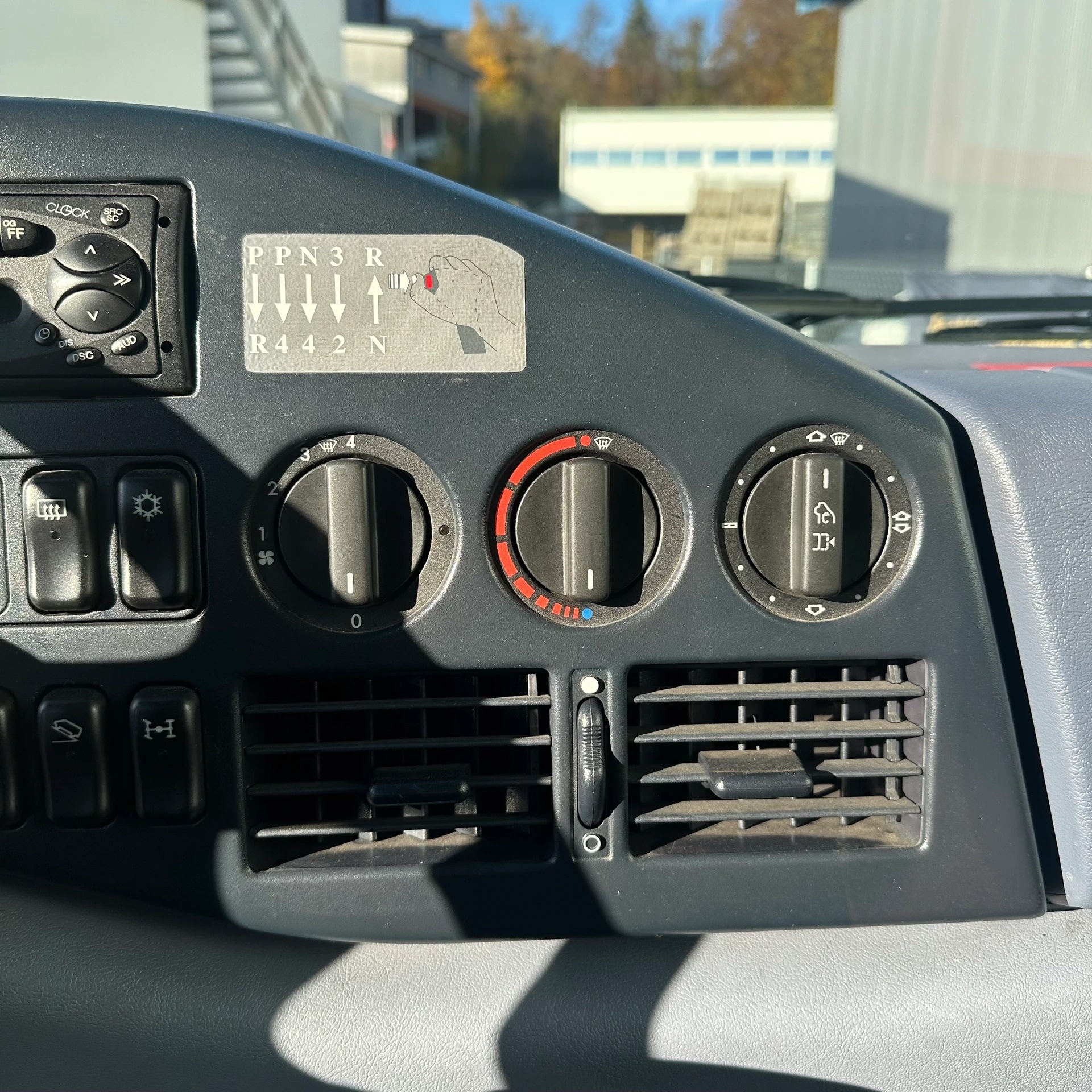 MERCEDES-BENZ Sprinter 312 D 4x4 13 Plätzer-image-18