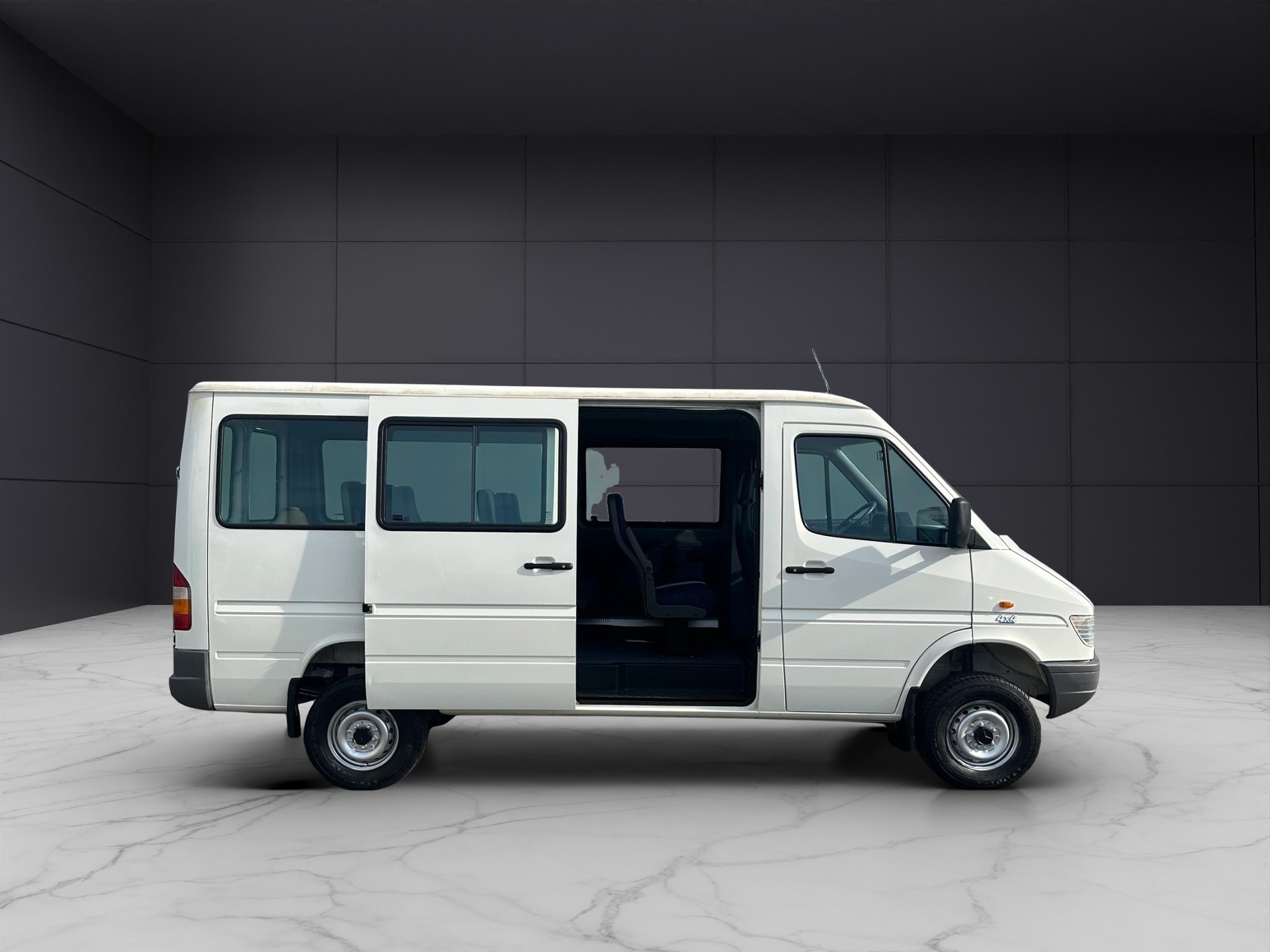 MERCEDES-BENZ Sprinter 312 D 4x4 13 Plätzer-image-21