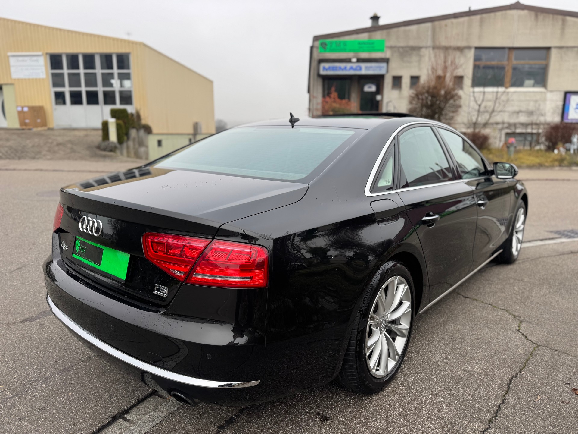 AUDI A8 4.2 FSI quattro tiptronic-image-3