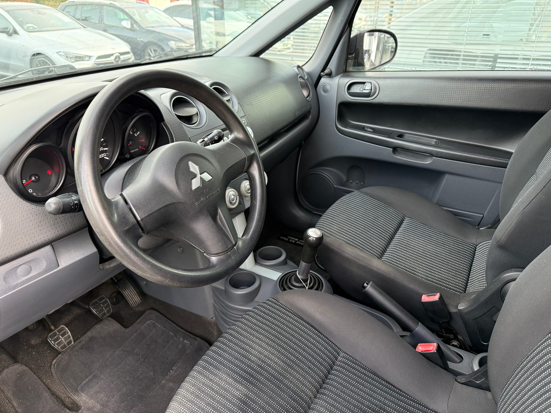 MITSUBISHI Colt 1.1 12V-image-5