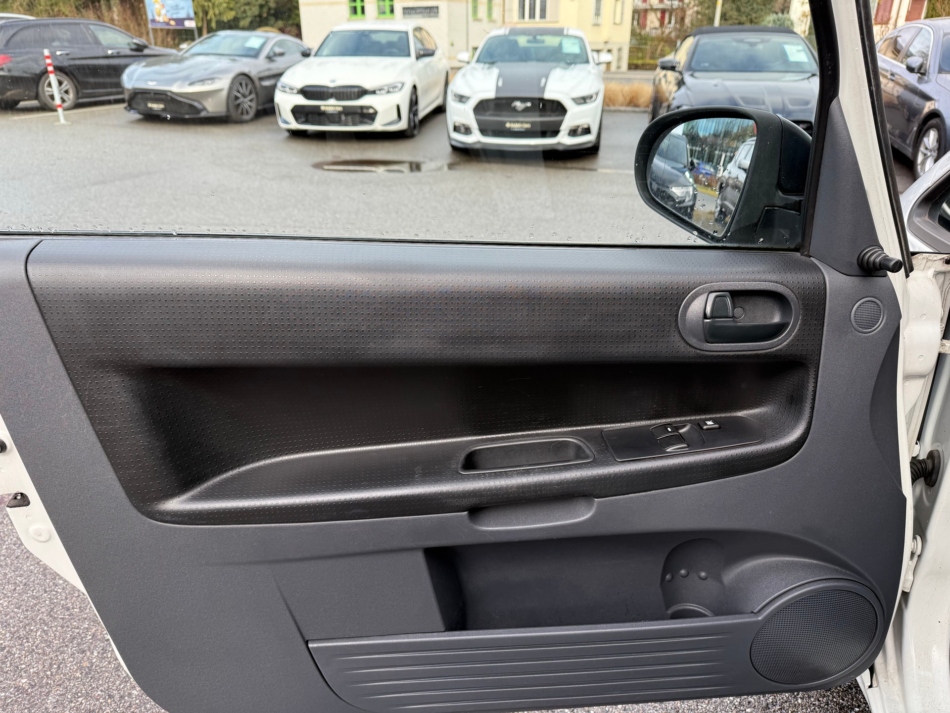 MITSUBISHI Colt 1.1 12V-image-8