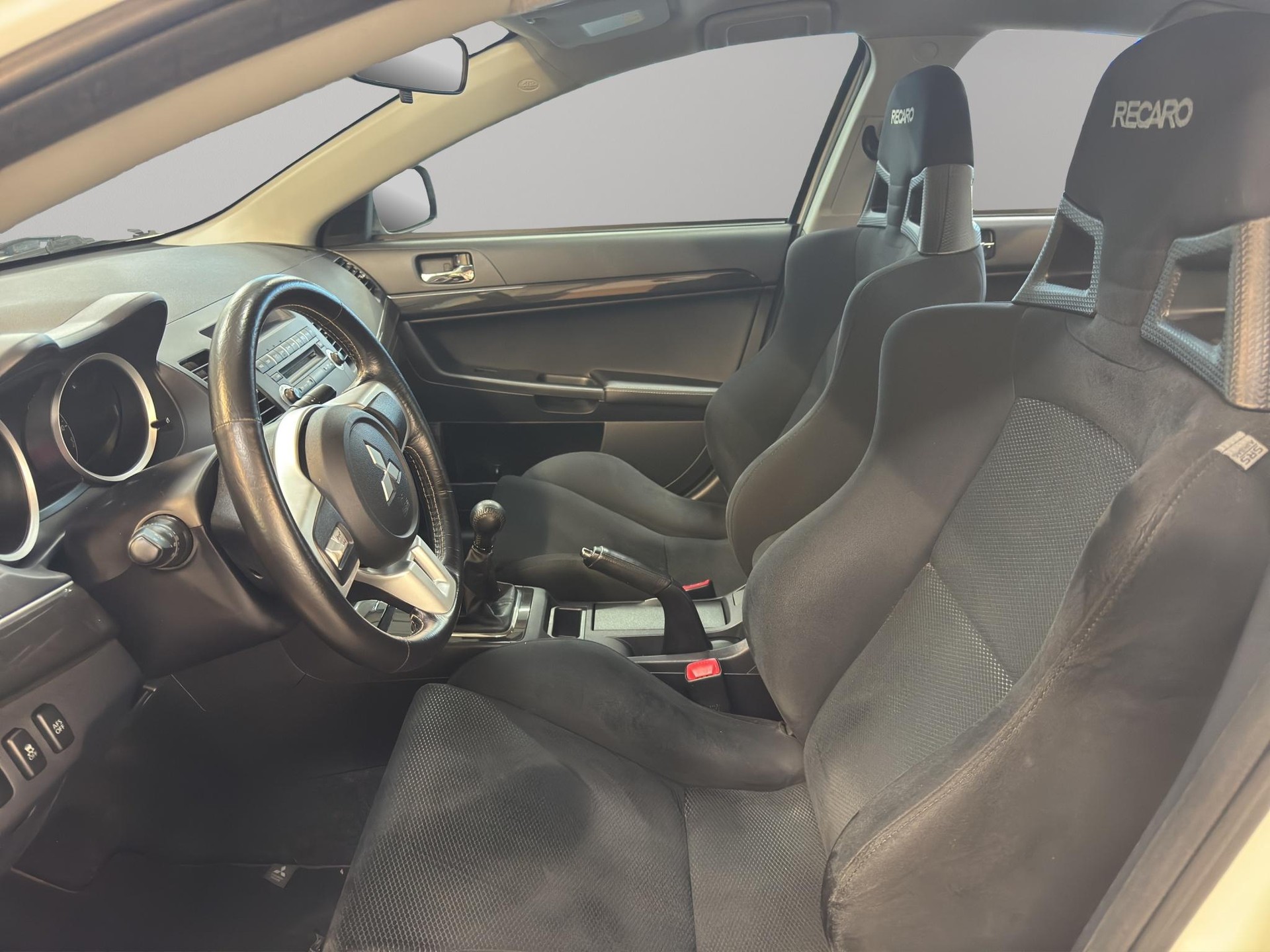 MITSUBISHI Lancer 2.0 T MIVEC EVO Arashi GSR-image-7