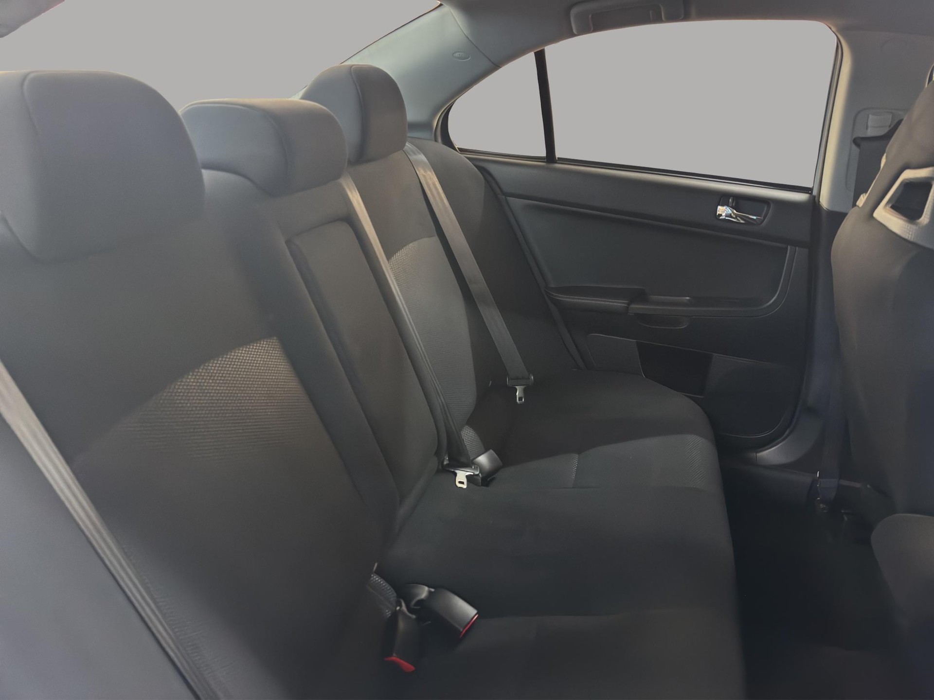 MITSUBISHI Lancer 2.0 T MIVEC EVO Arashi GSR-image-10
