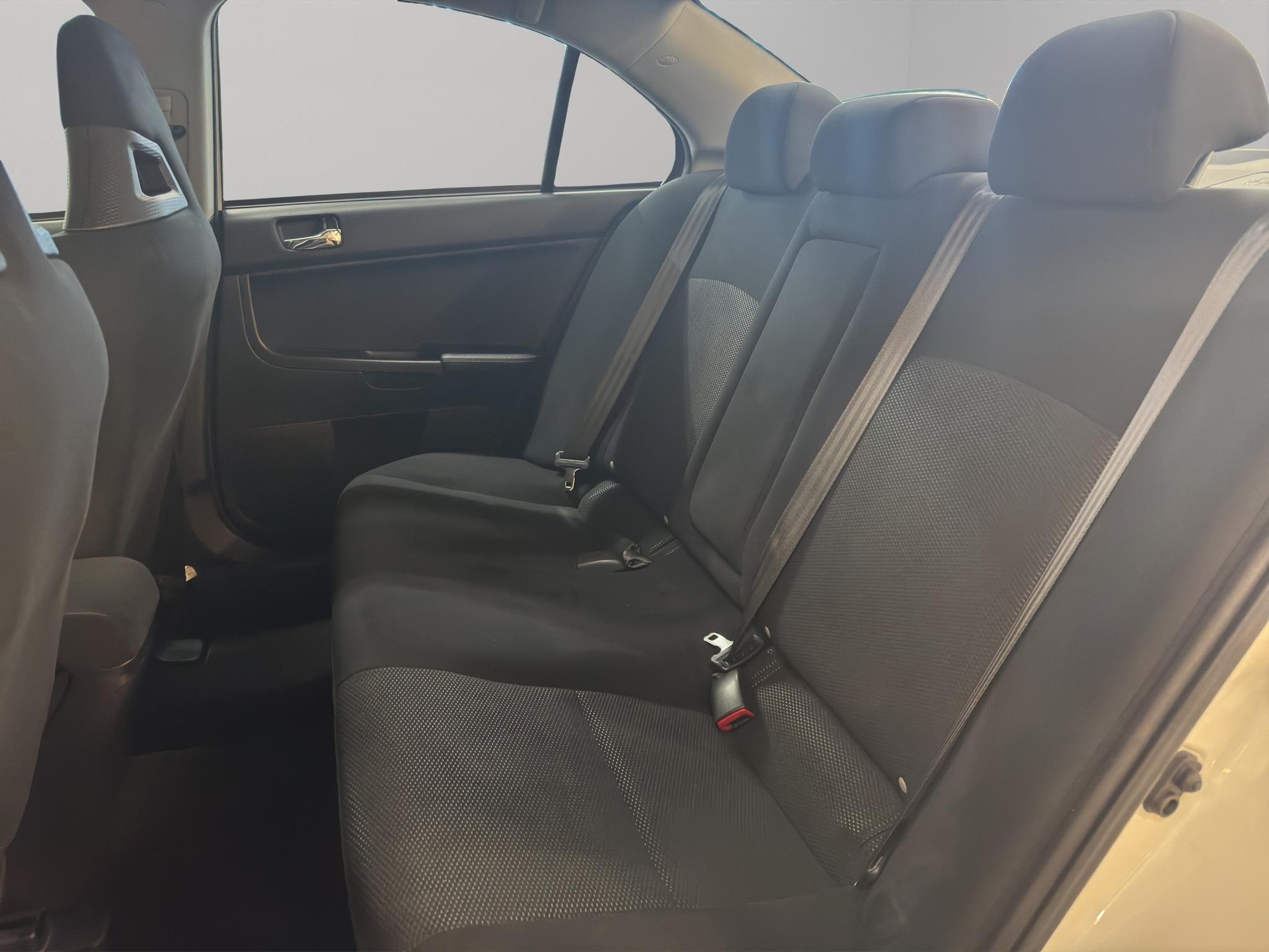 MITSUBISHI Lancer 2.0 T MIVEC EVO Arashi GSR-image-11