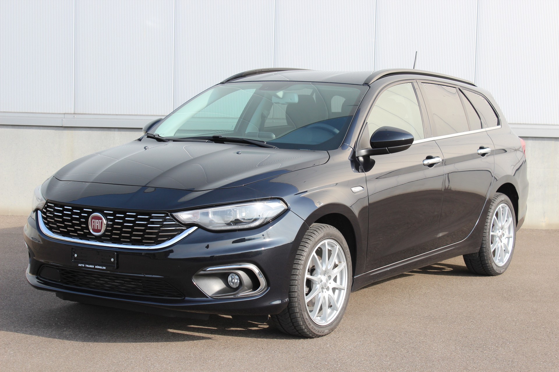 FIAT Tipo 1.6MJ Station Wagon Lounge DCT