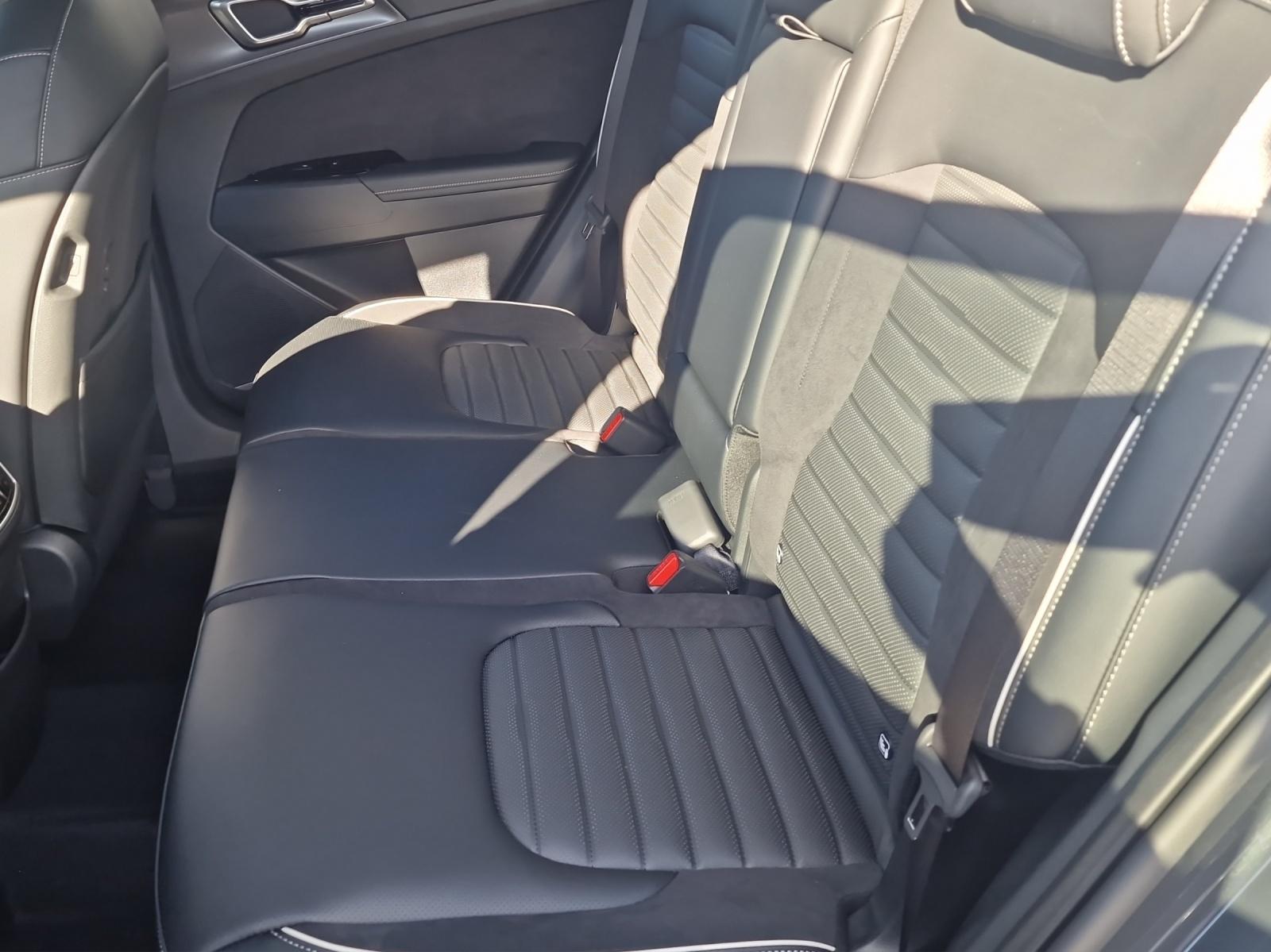 KIA Sportage 1.6 T-GDi Hybrid GT-Line-image-8