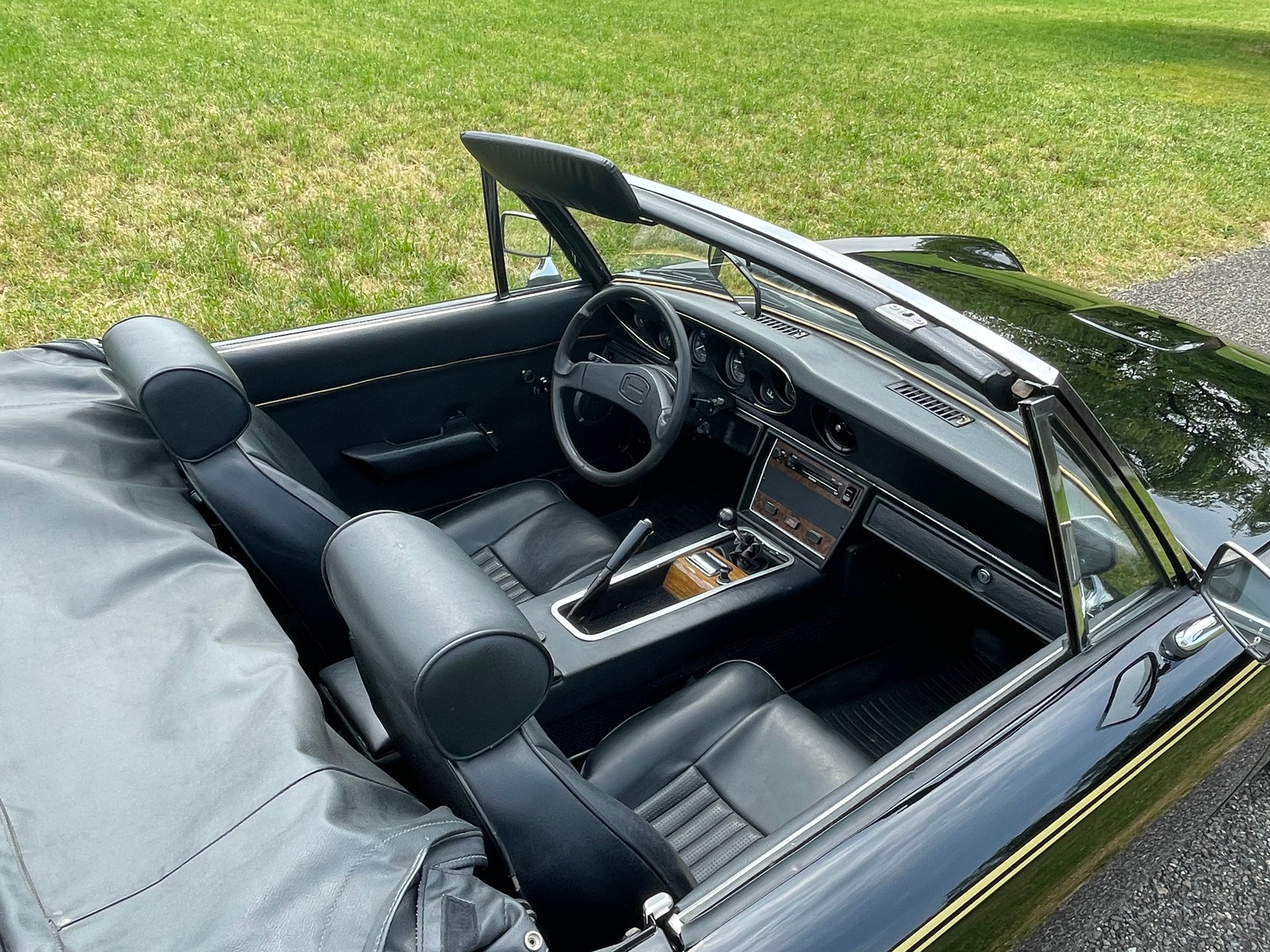 JENSEN Healey 2.0 Liter 16V "John Player Spezial"-image-12