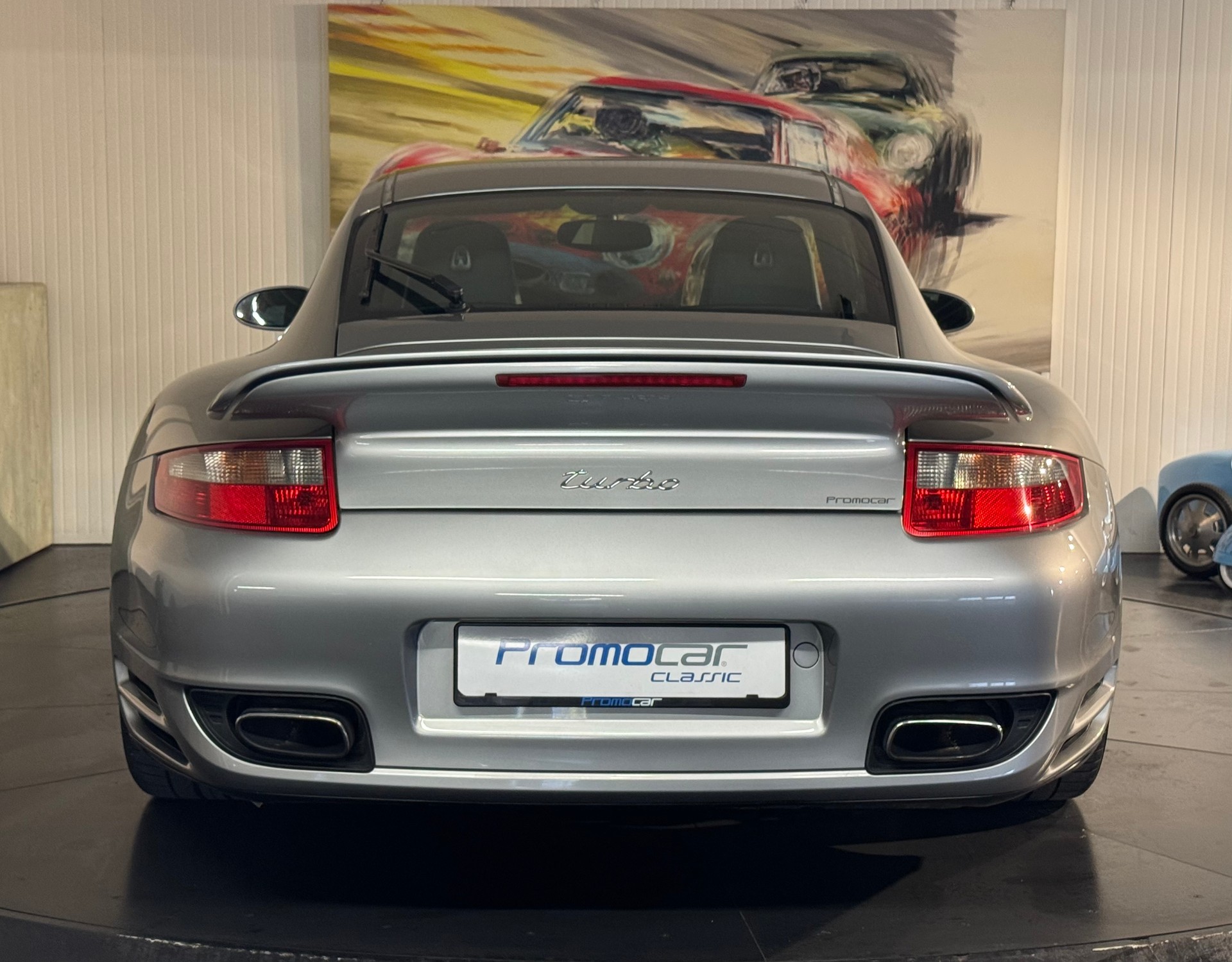 PORSCHE 911 Turbo-showroom-element-3