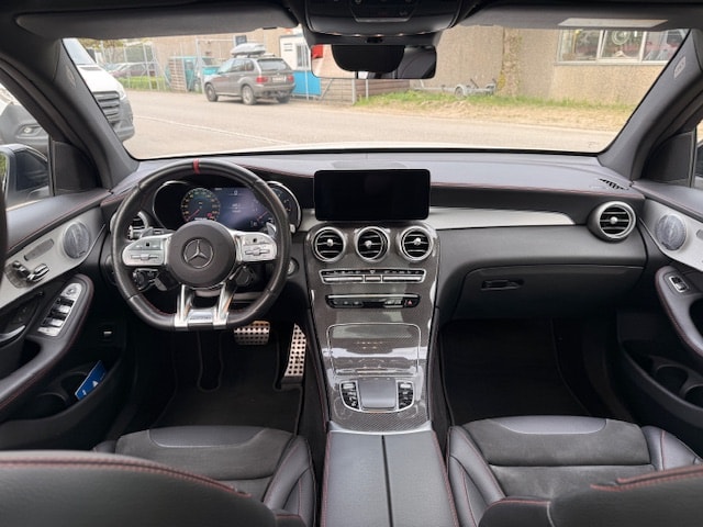 MERCEDES-BENZ GLC 43 AMG 4Matic 9G-Tronic-image-11