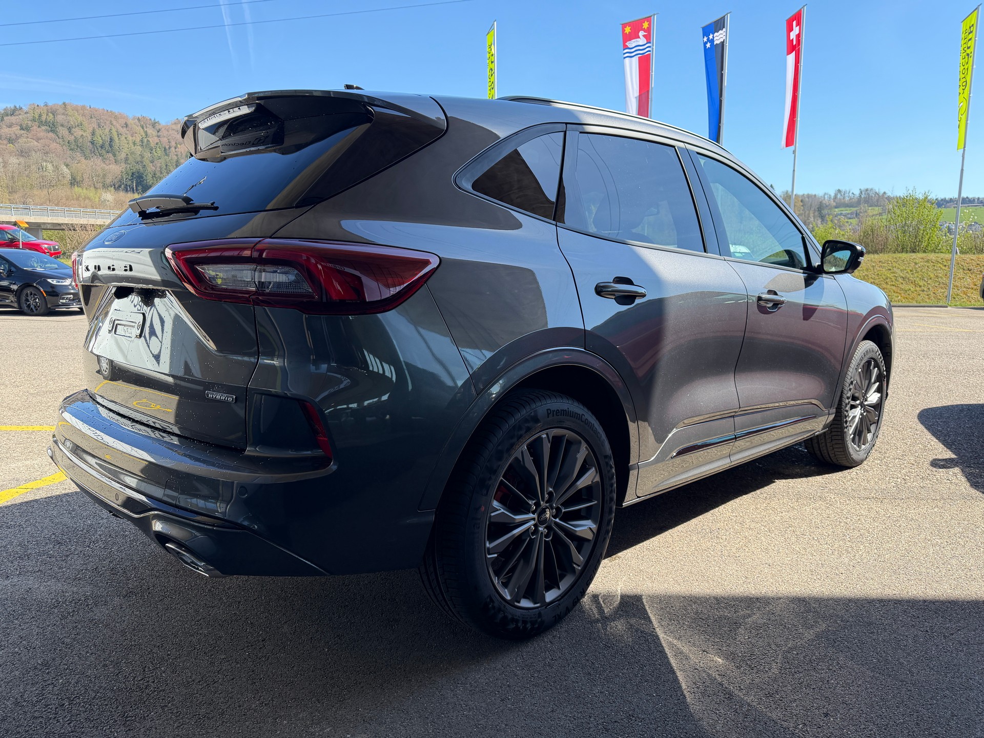 FORD Kuga 2.5 PHEV Sound Edition FWD-image-5