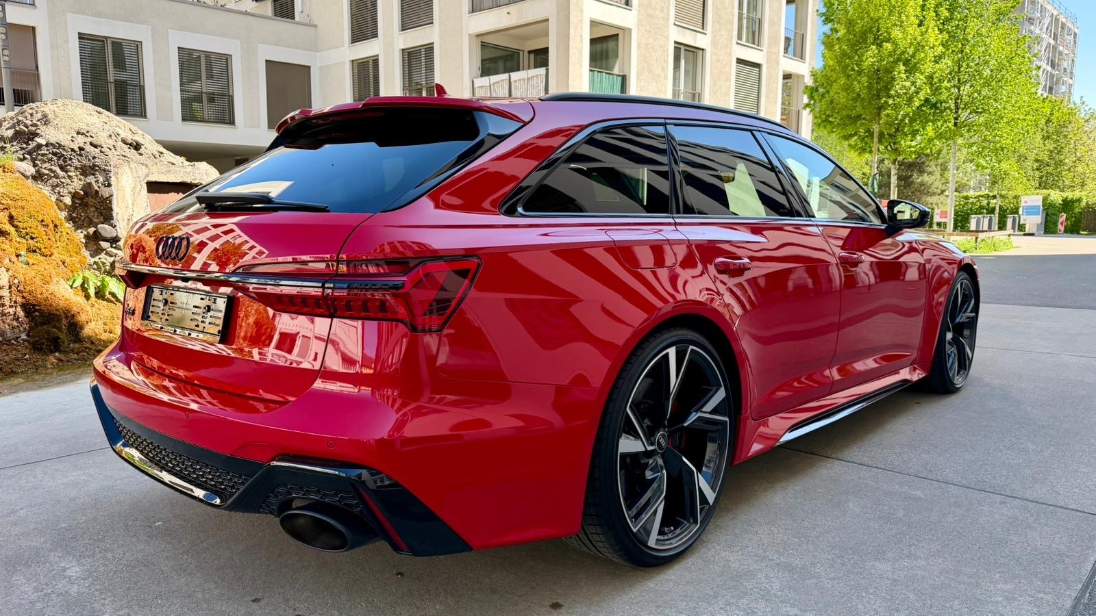 AUDI RS6 Avant 4.0 TFSI V8 quattro-image-5