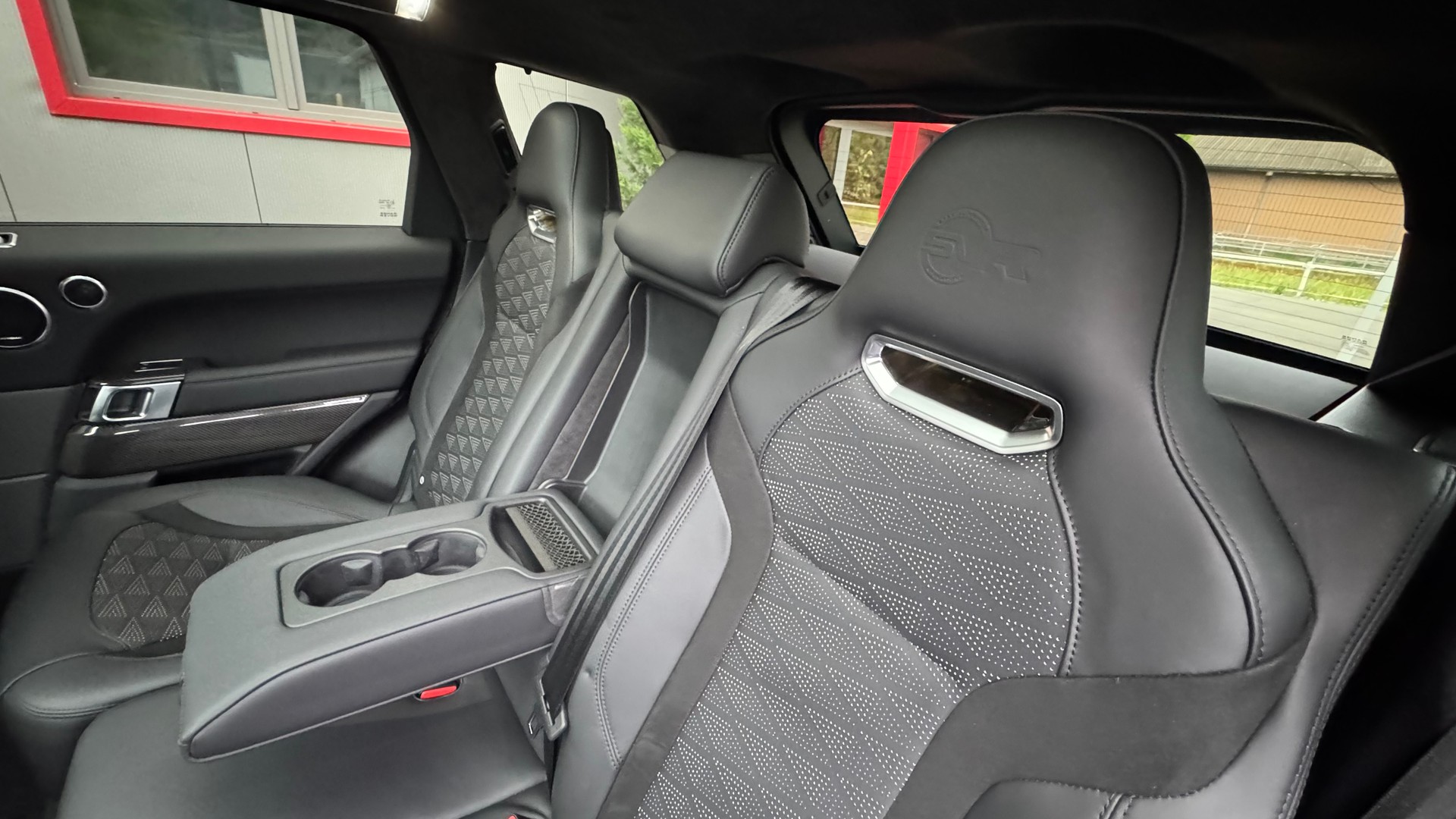 LAND ROVER Range Rover Sport 5.0 V8 S/C SVR Automatic-image-12