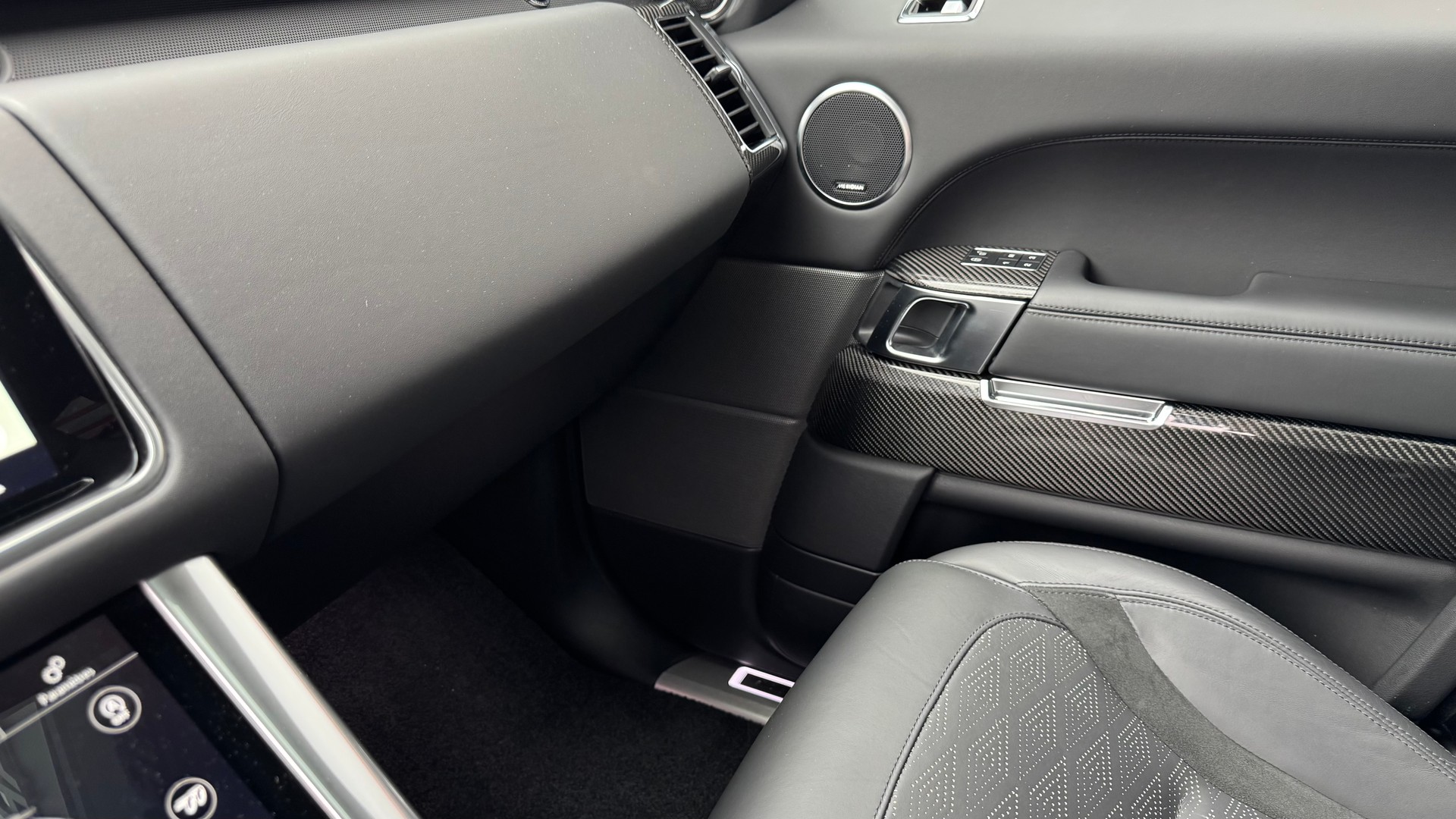 LAND ROVER Range Rover Sport 5.0 V8 S/C SVR Automatic-image-18