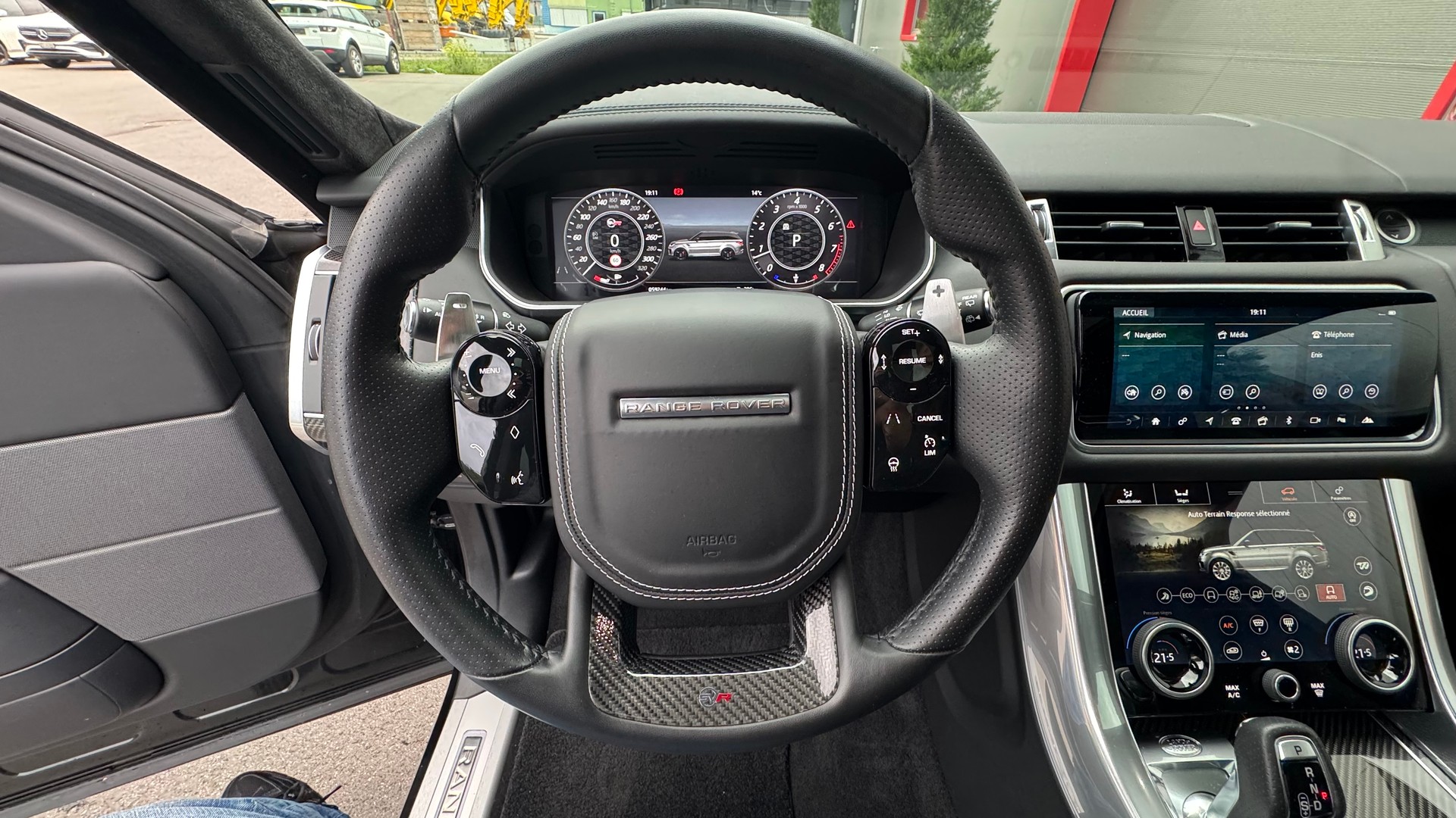 LAND ROVER Range Rover Sport 5.0 V8 S/C SVR Automatic-image-16