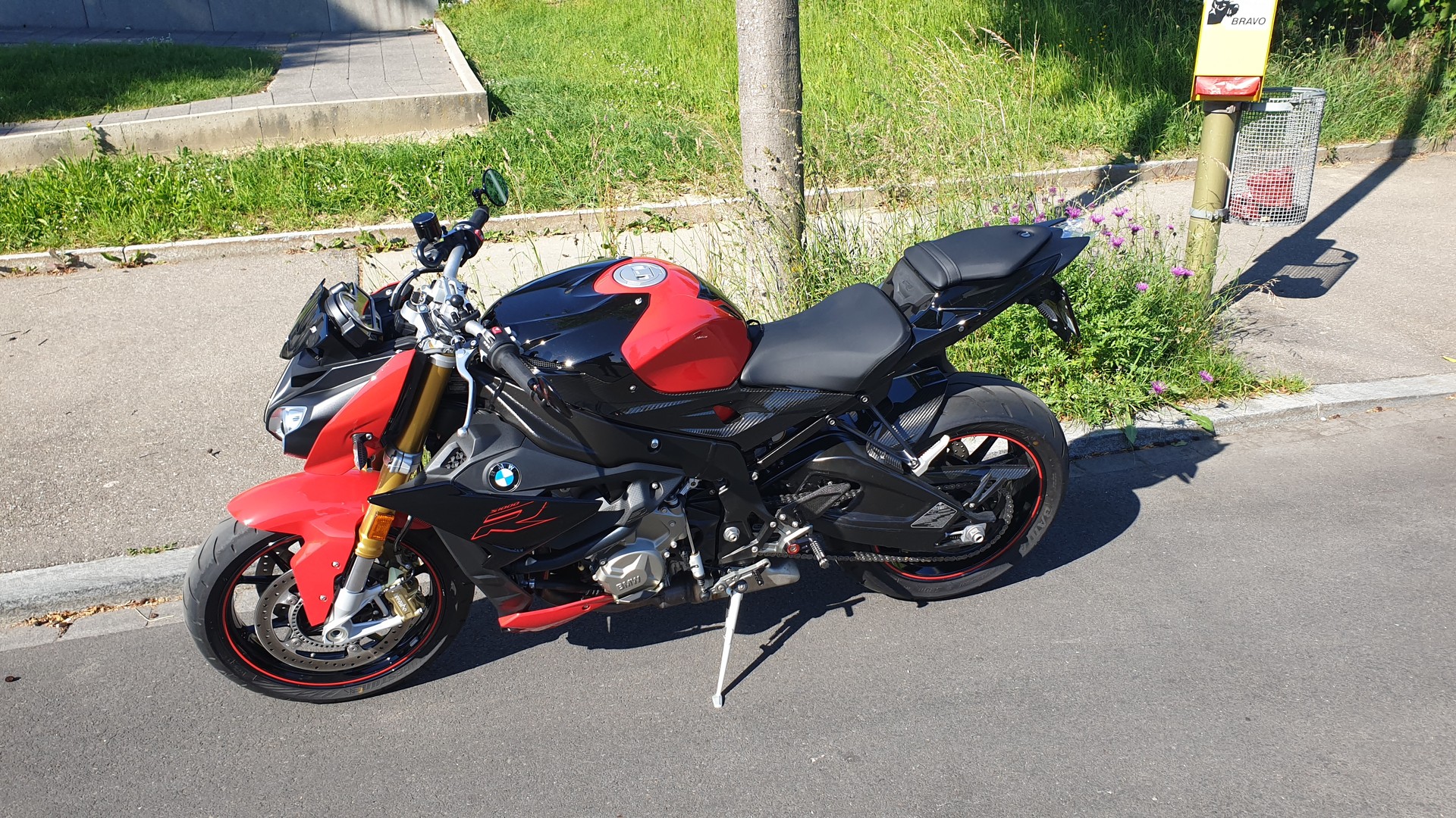 BMW S 1000 R ABS mit Carbonteilen, Sport und Dynamik Paket-image-3