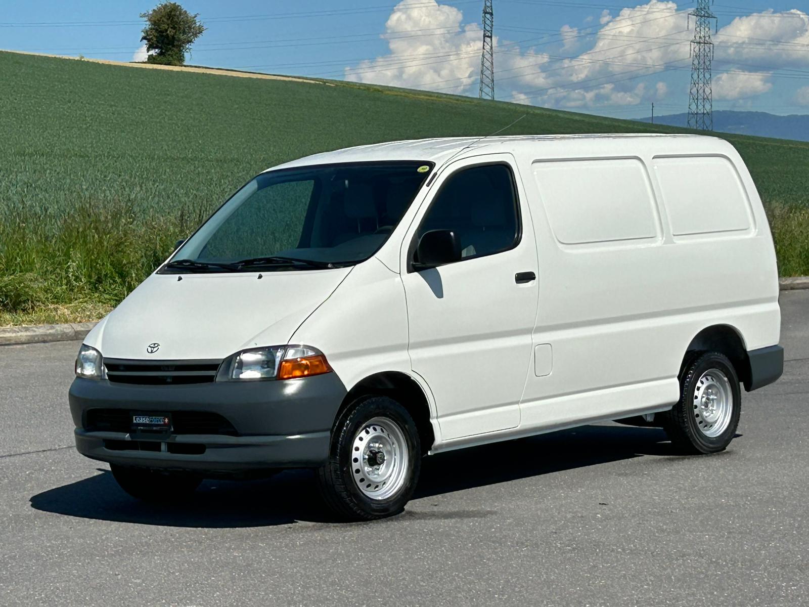 TOYOTA Hiace 2.7 Van A-image-21